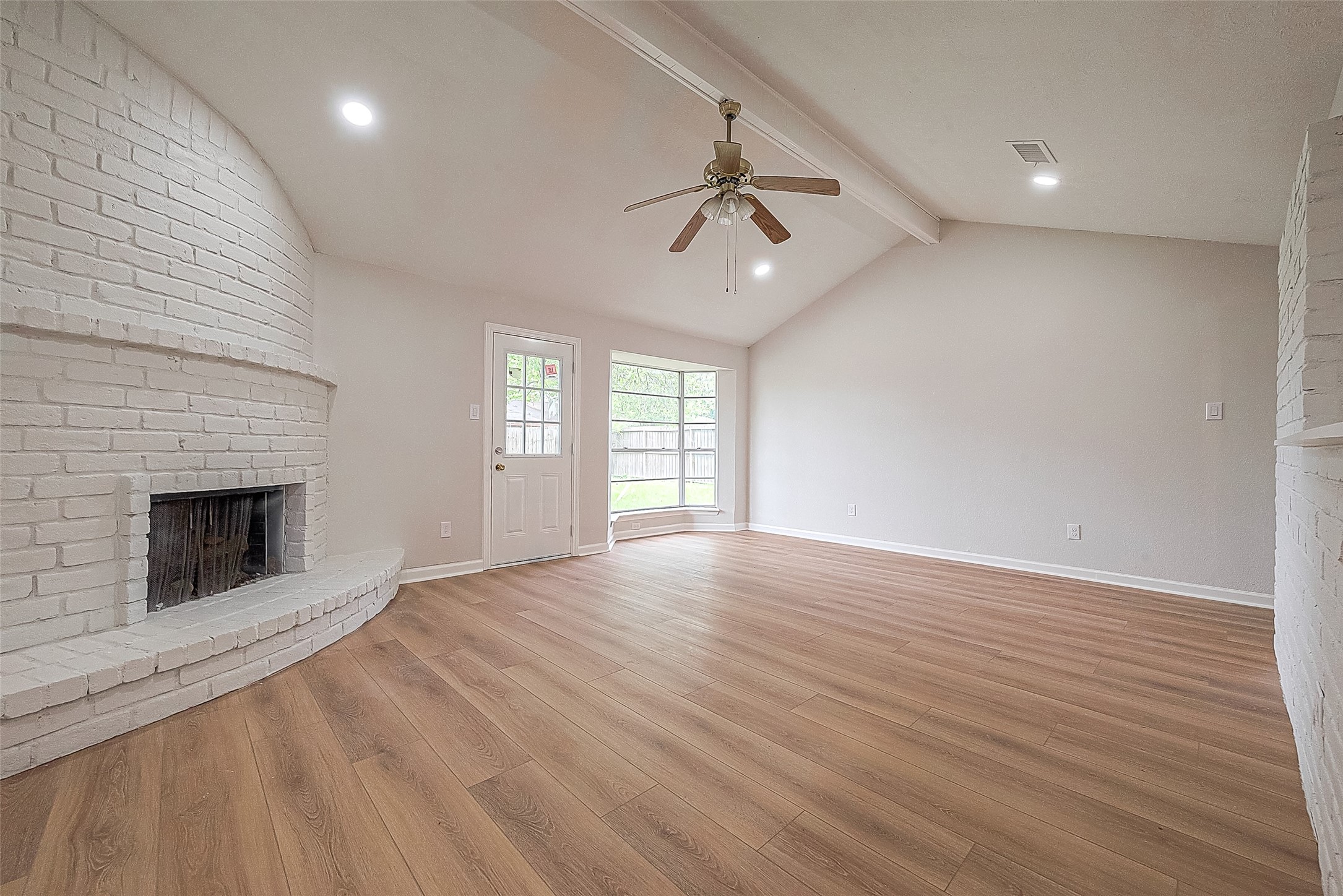 6919 Maczali Drive Property Photo 4