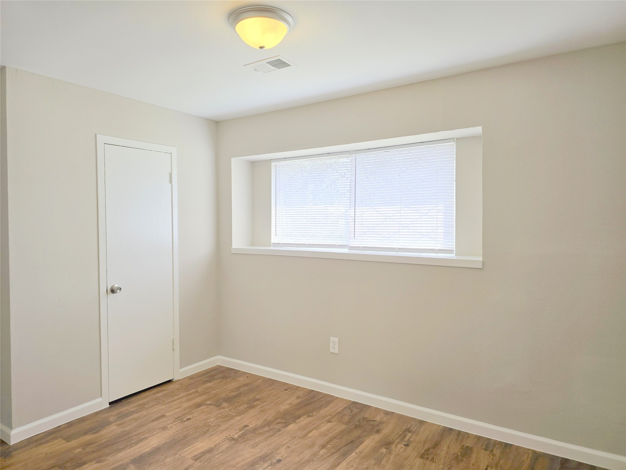 5404 Hazel Street Property Photo 13