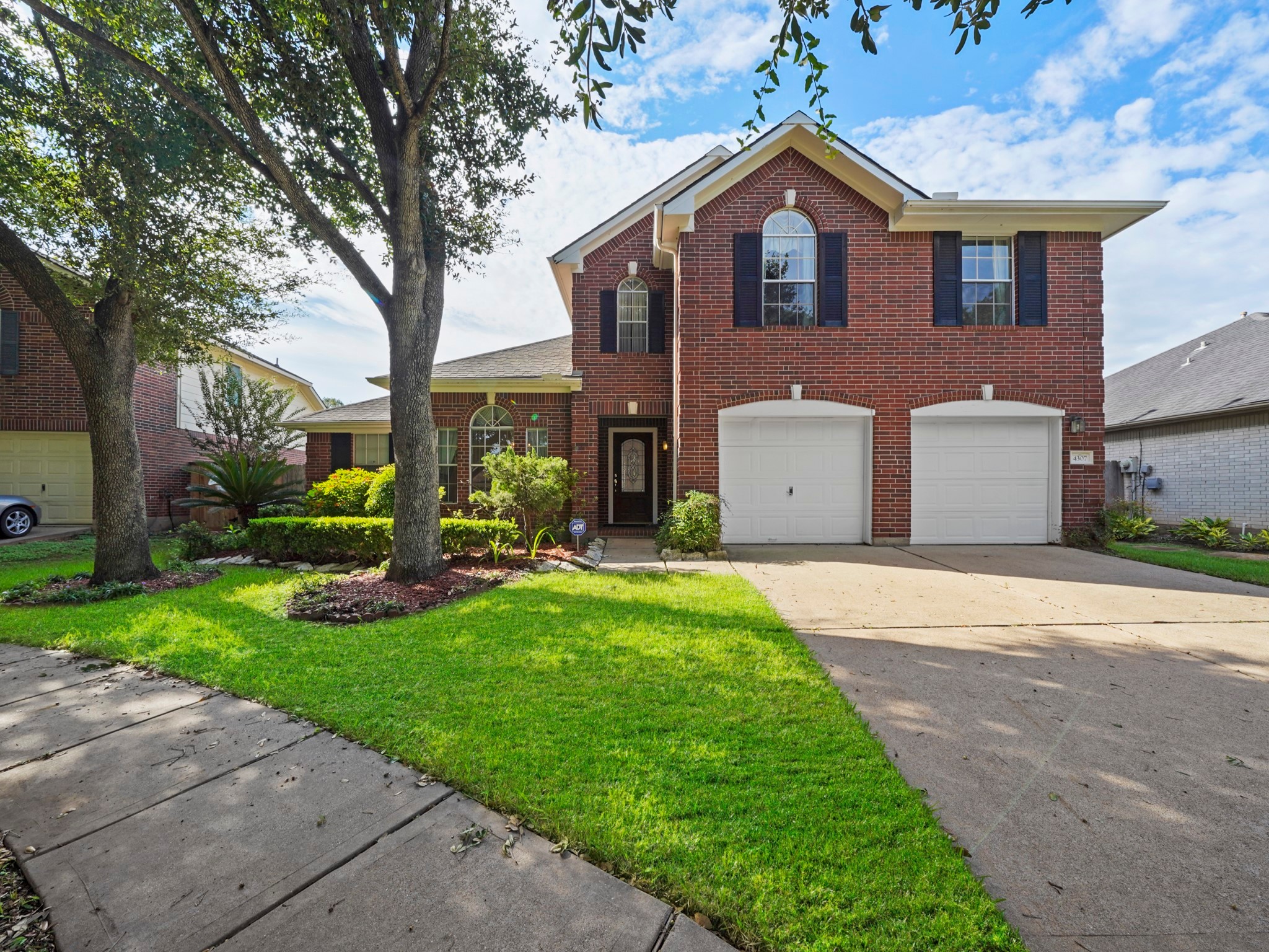 4307 Goldenrod Lane Property Photo 1