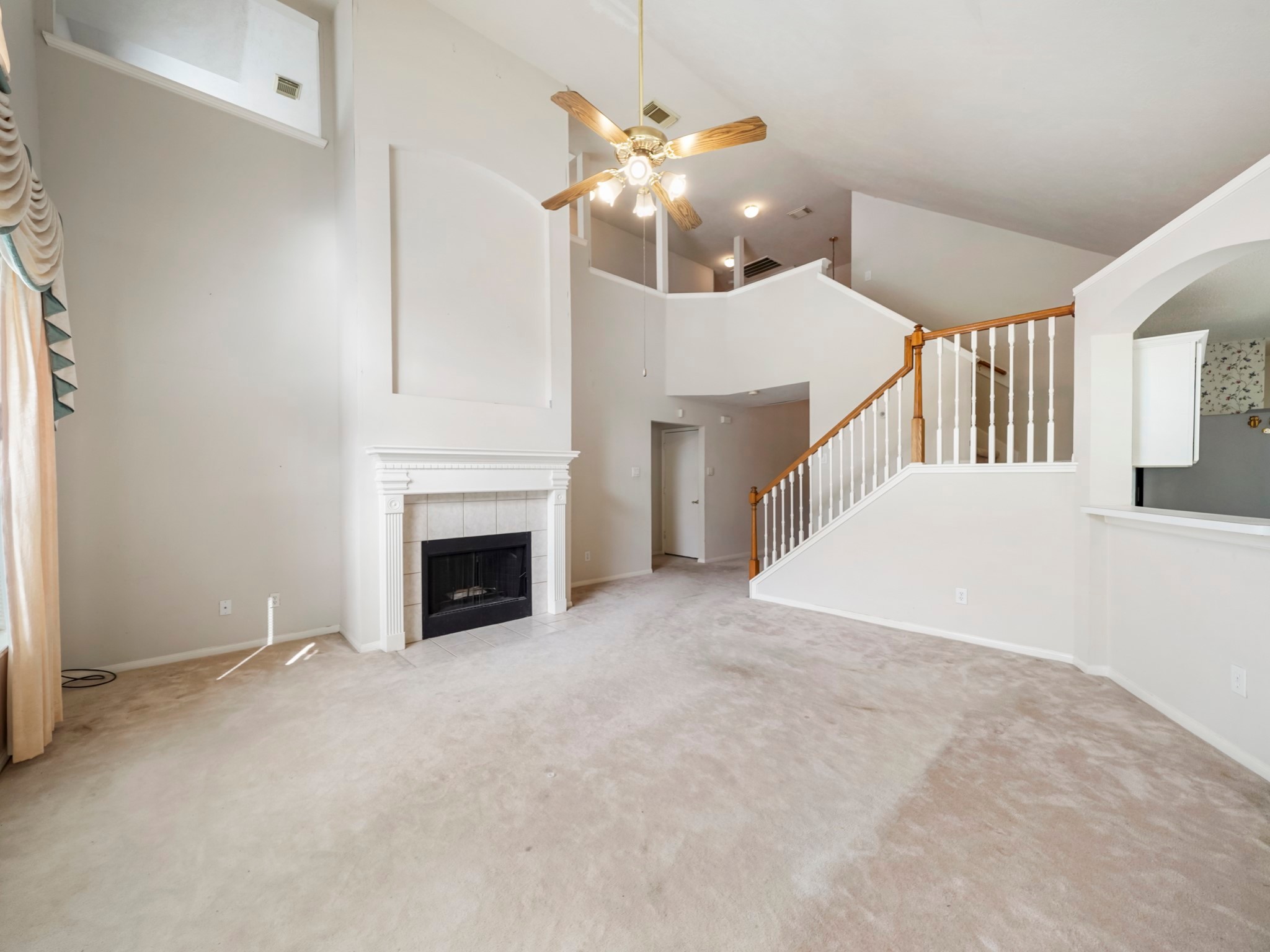 4307 Goldenrod Lane Property Photo 4