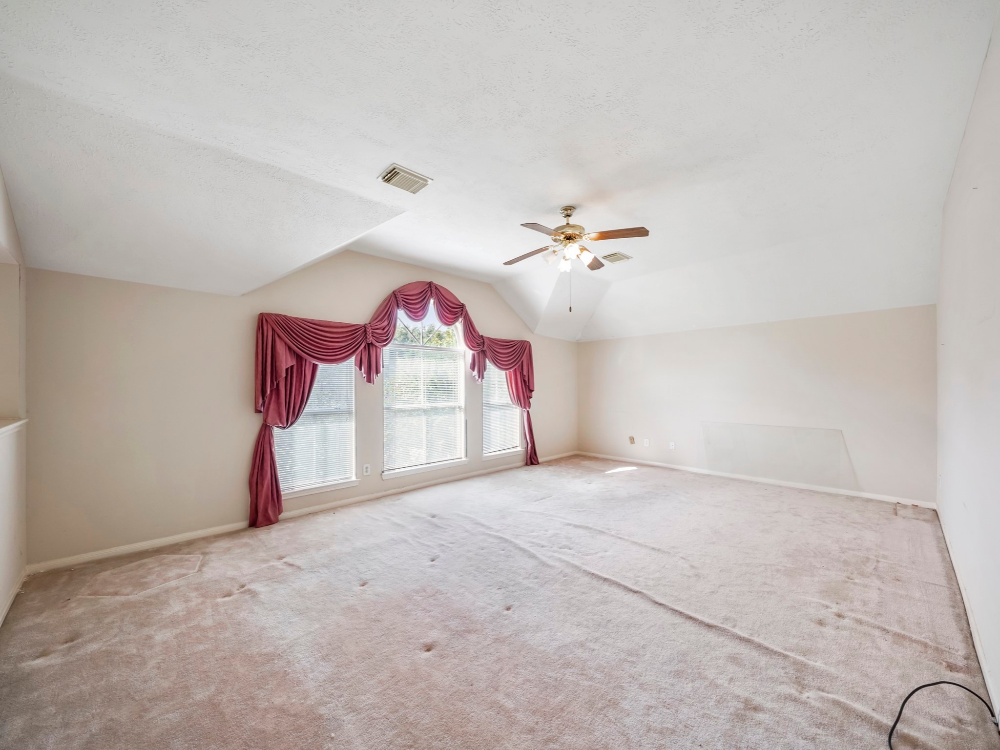 4307 Goldenrod Lane Property Photo 11