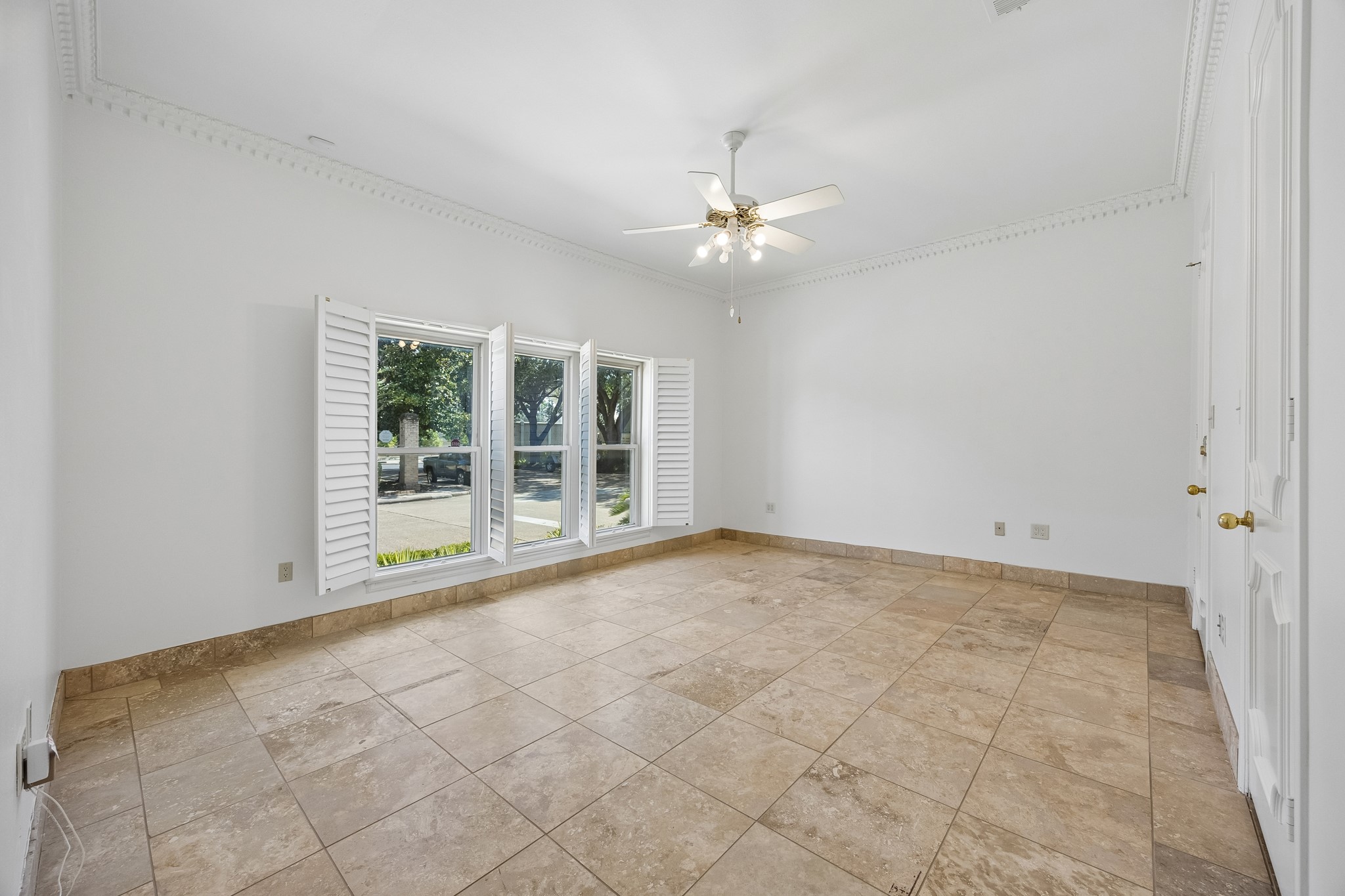 503 Bolton Place Property Photo 23