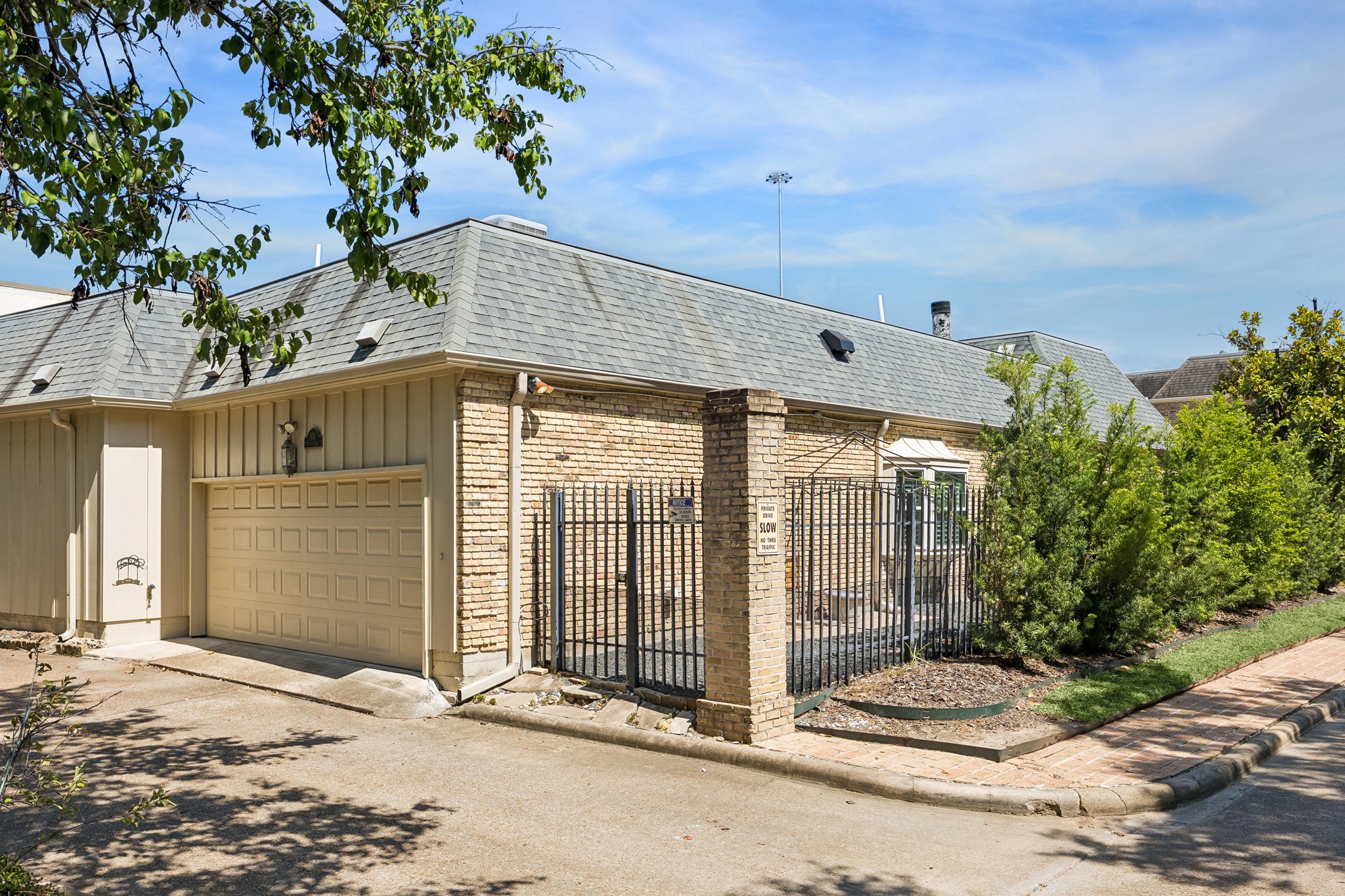 503 Bolton Place Property Photo 29
