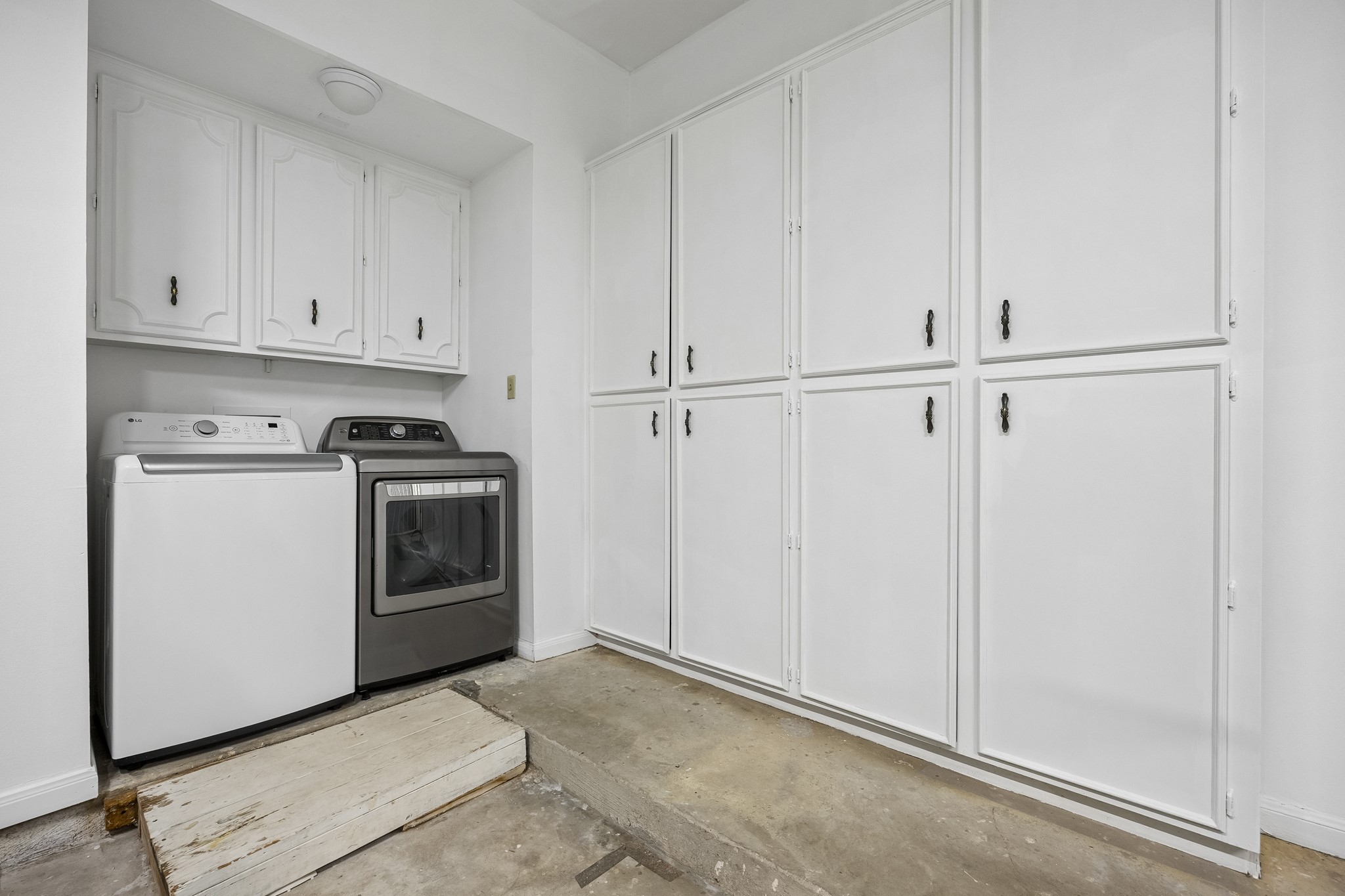 503 Bolton Place Property Photo 30