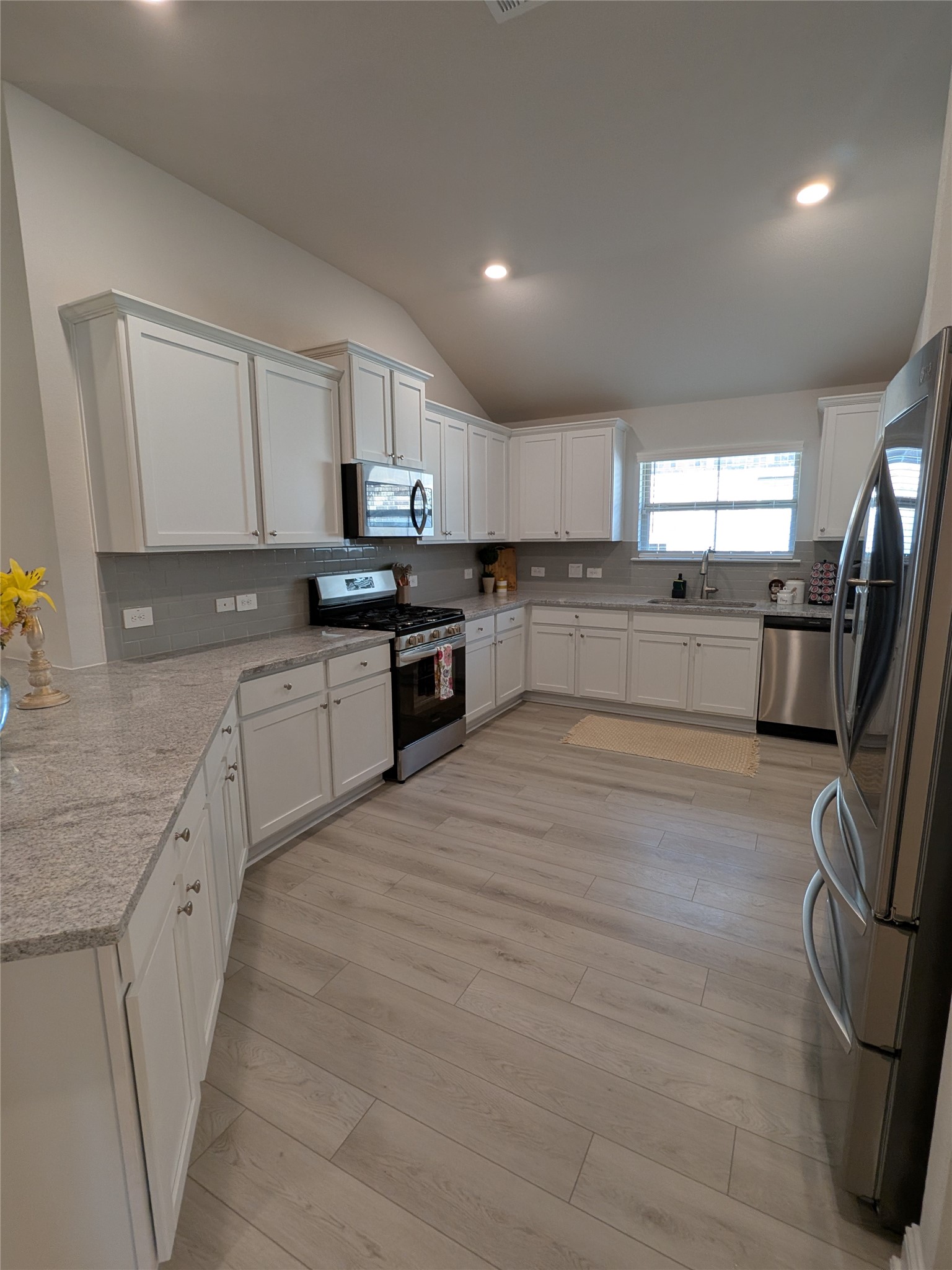 2605 Golden Palms Property Photo 41