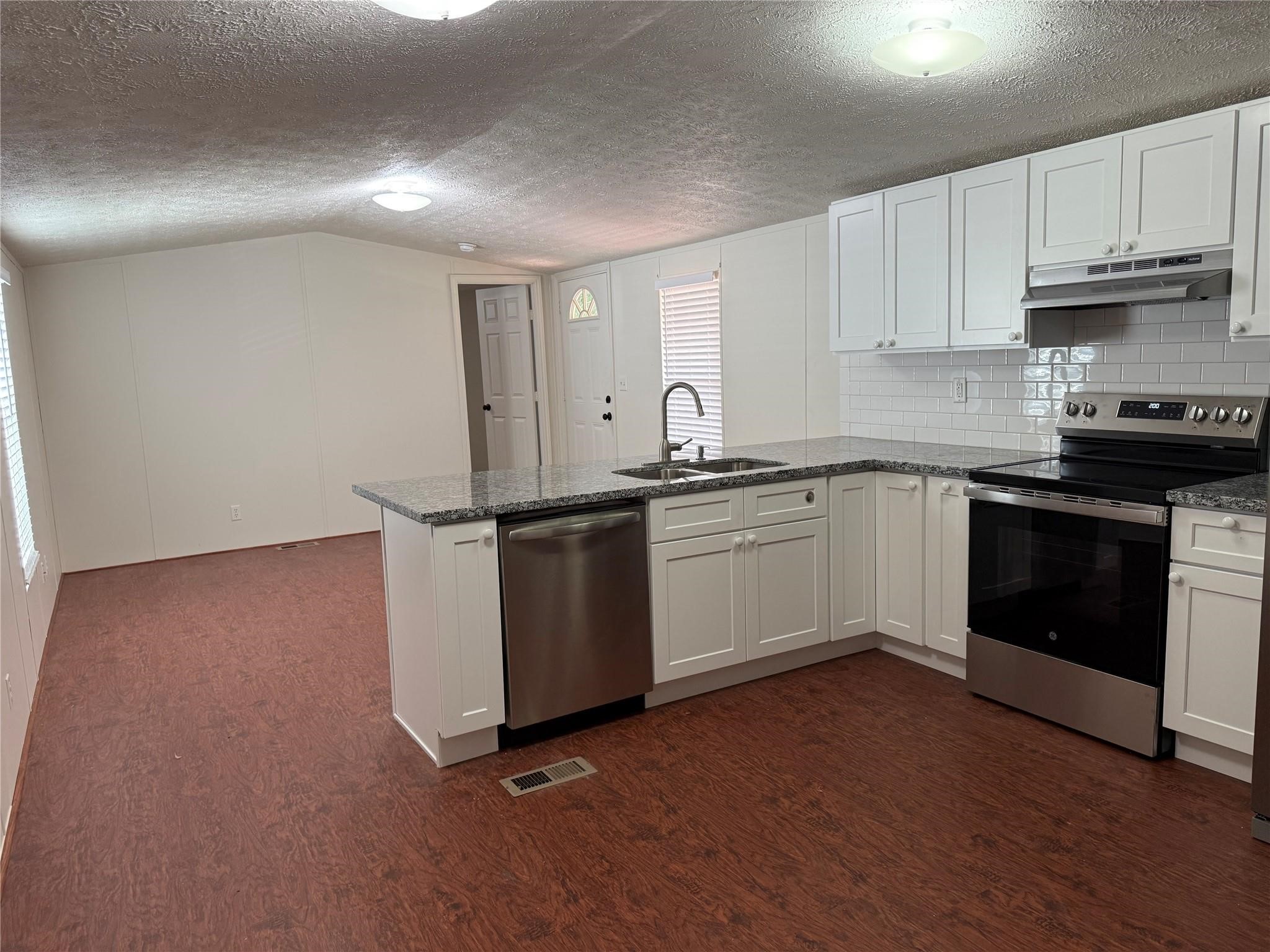 4429 16th Street Property Photo 9