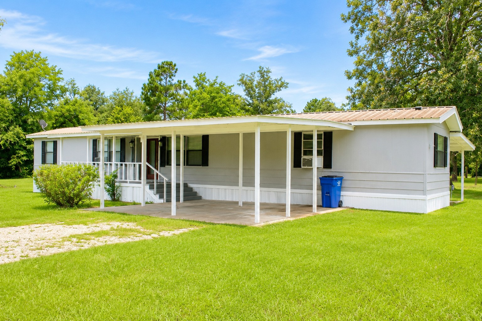 9910 State Highway 156 Property Photo 1