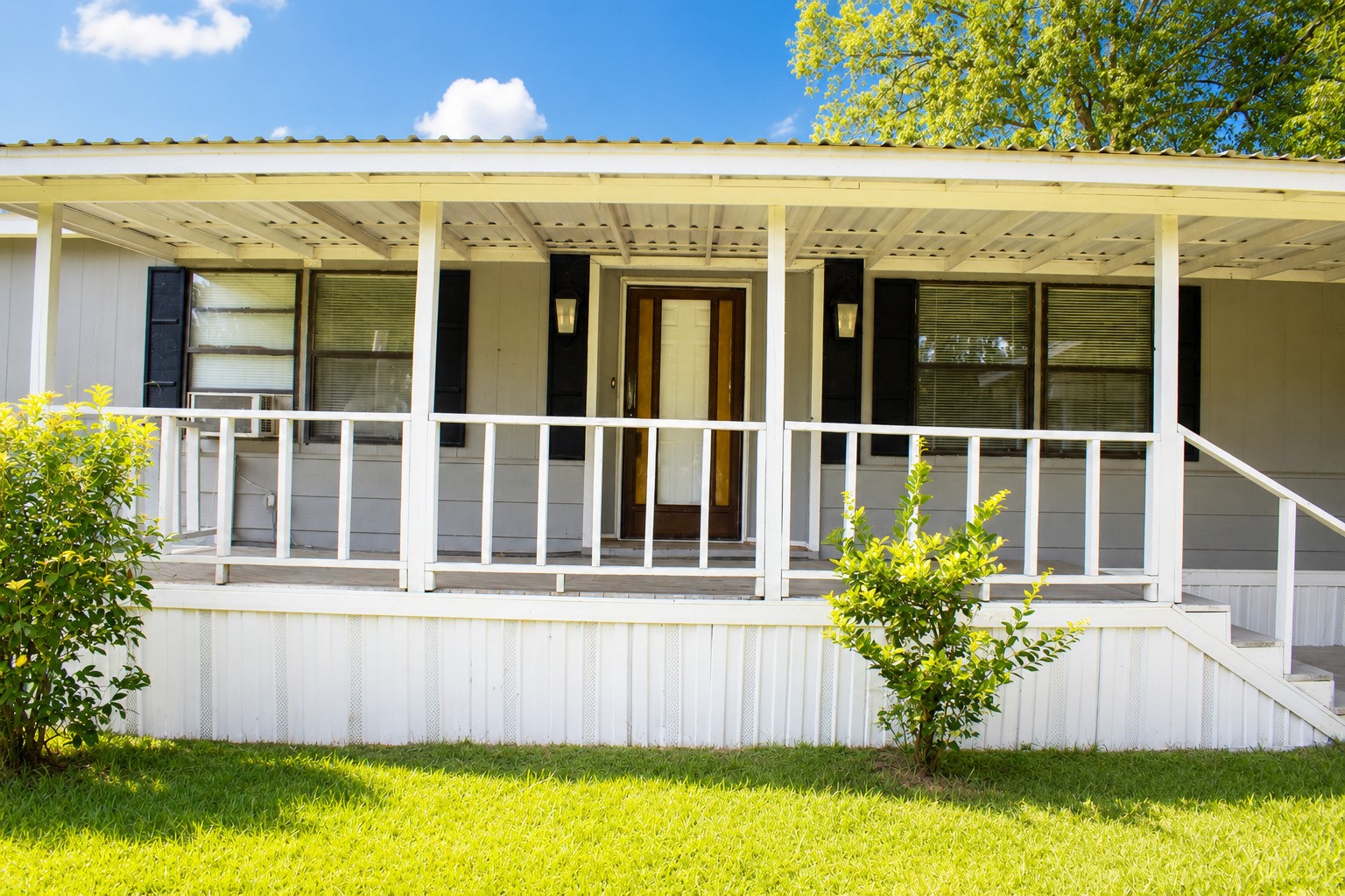 9910 State Highway 156 Property Photo 2