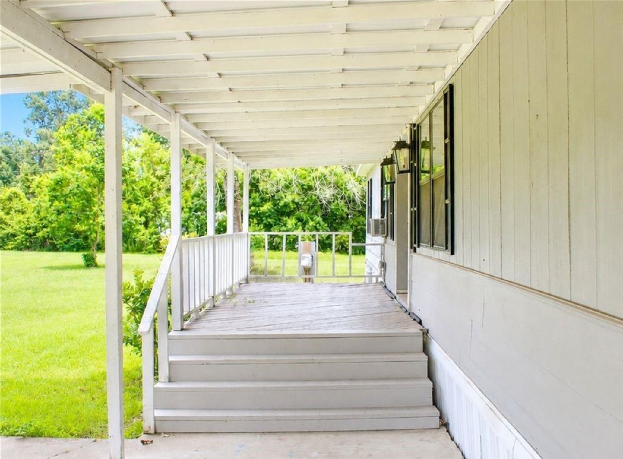 9910 State Highway 156 Property Photo 4