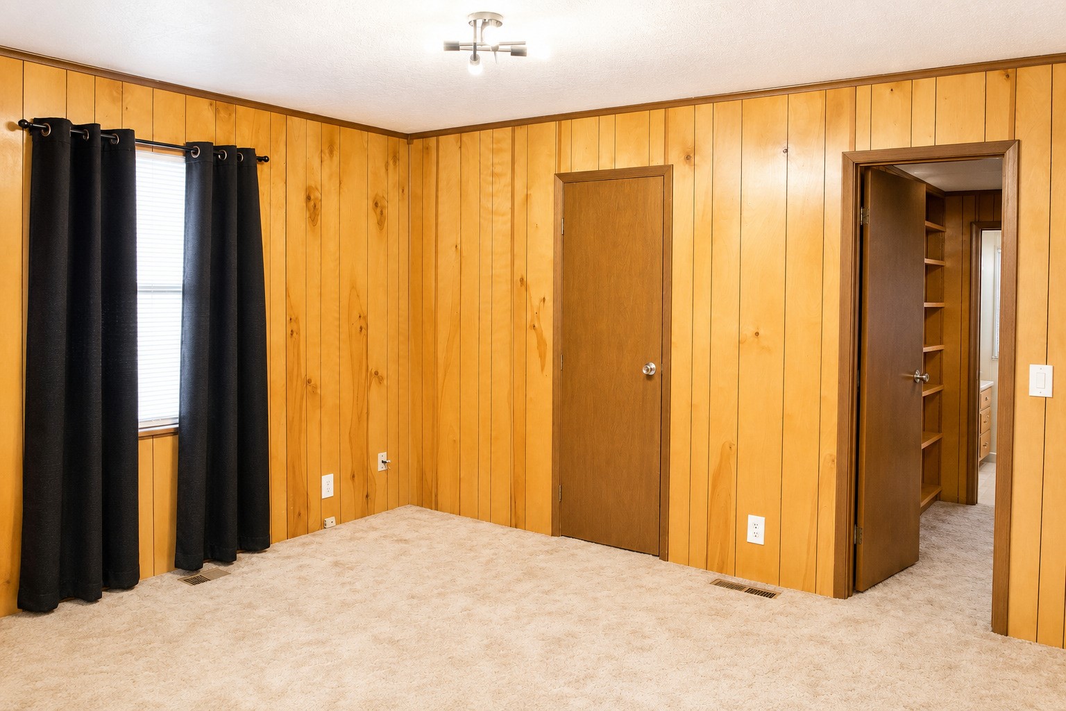 9910 State Highway 156 Property Photo 20