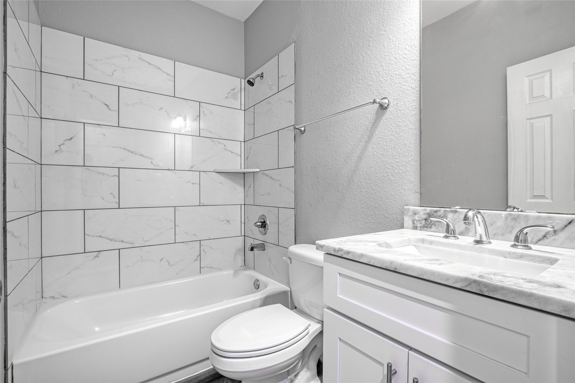 9306 Bean Street A Property Photo 8