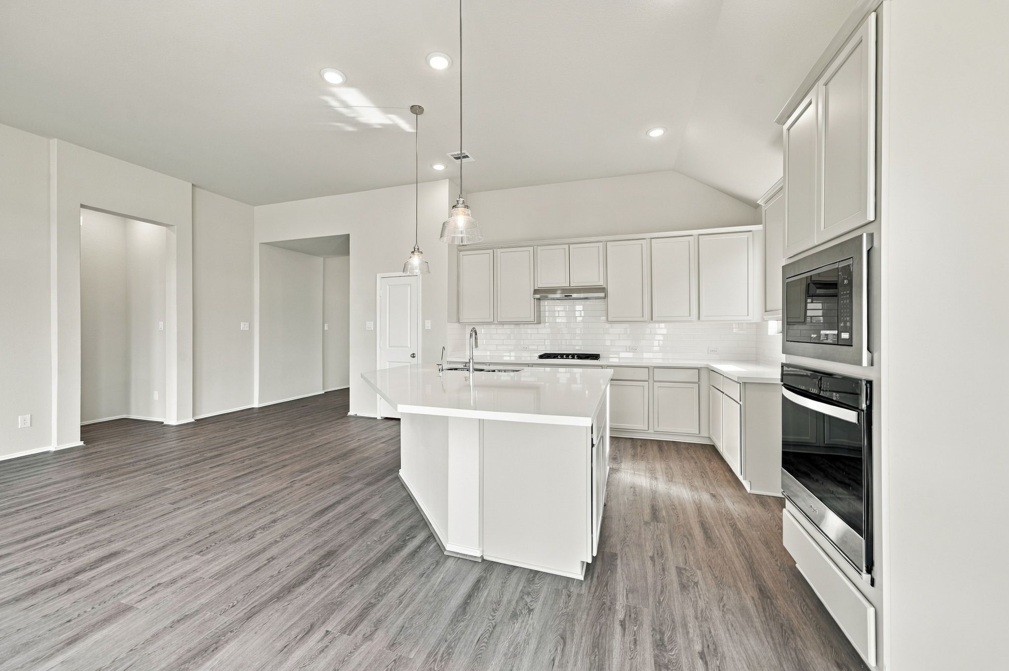 18735 Citrange Bend Way Property Photo 8
