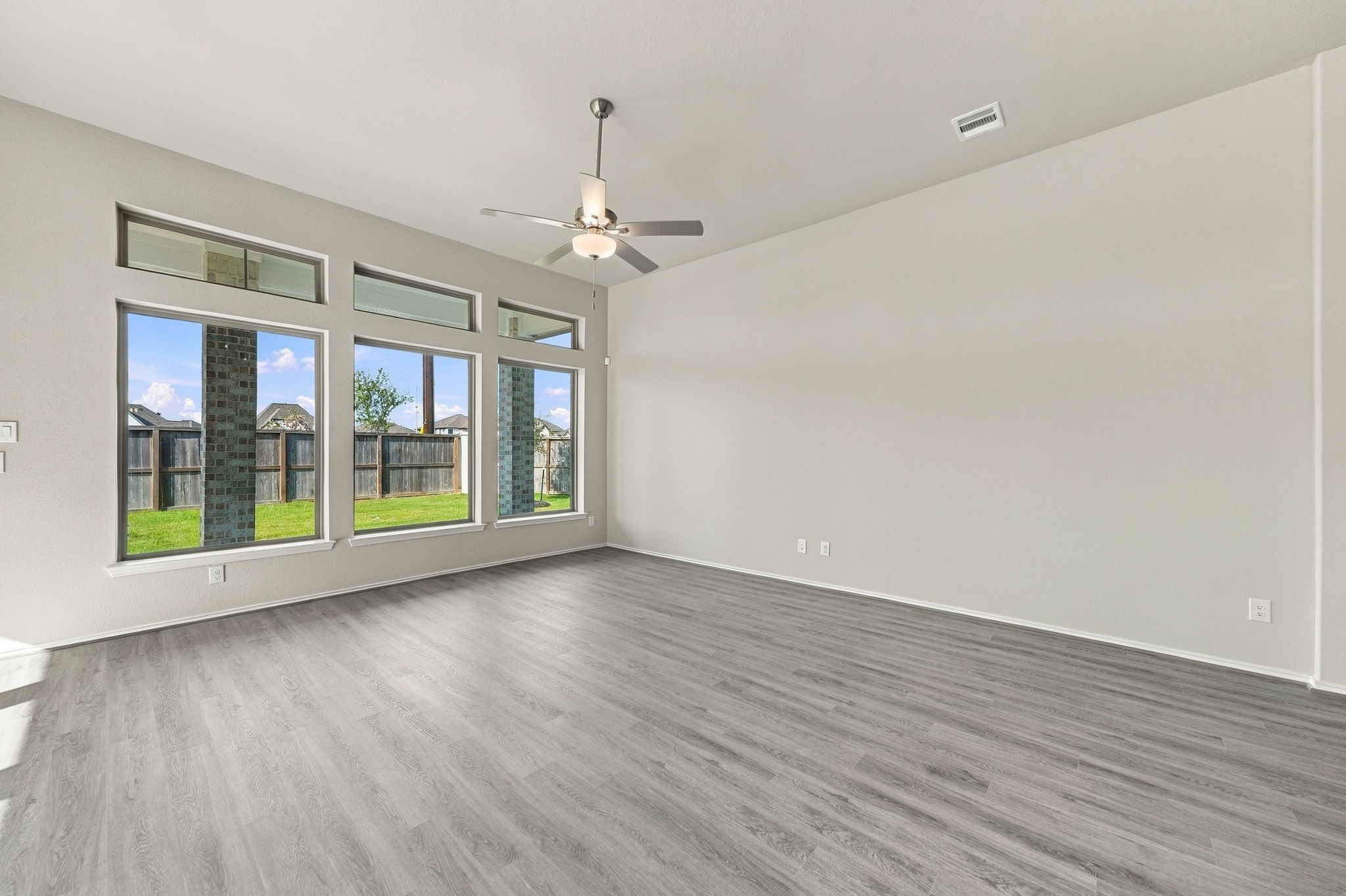 18735 Citrange Bend Way Property Photo 10