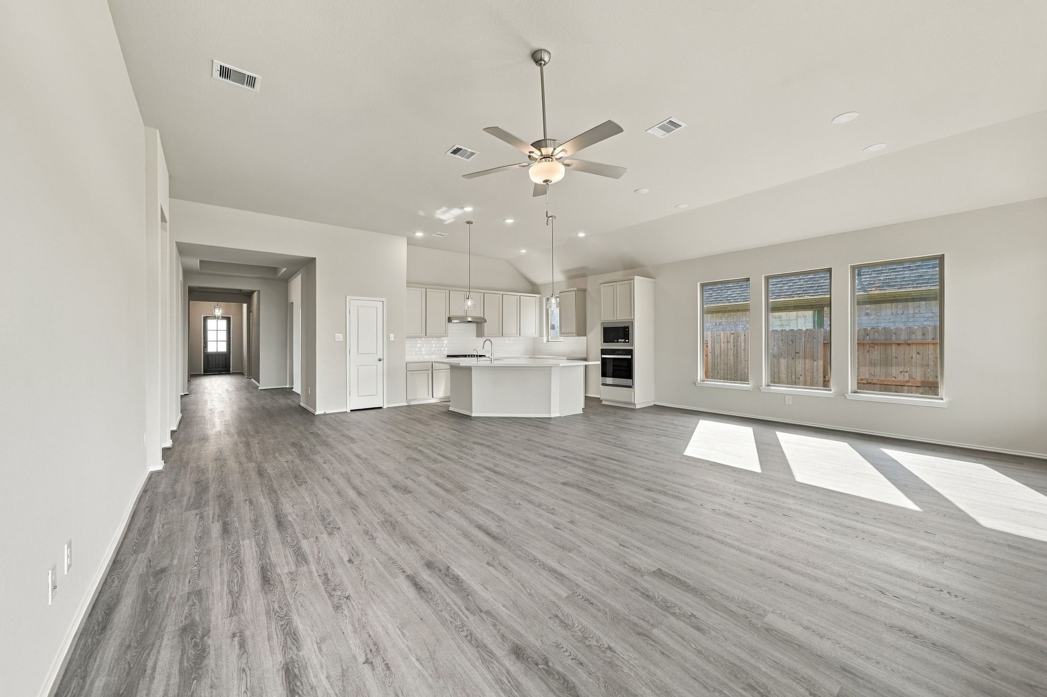 18735 Citrange Bend Way Property Photo 13