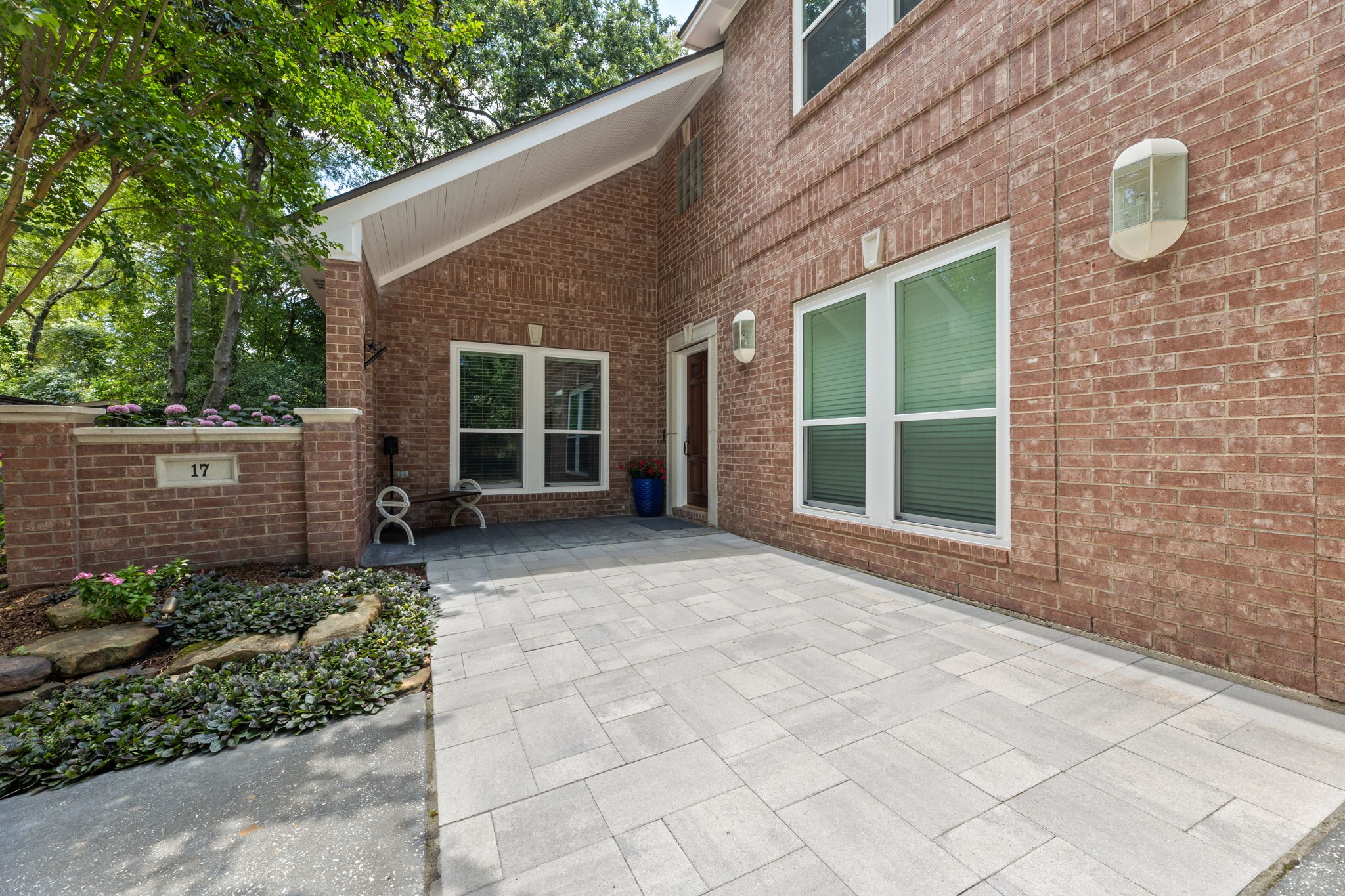 17 Buttonbush Court Property Photo 4