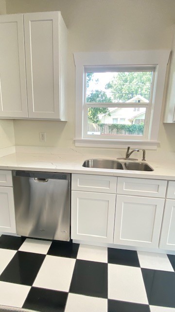 4534 Woodside Street Property Photo 16
