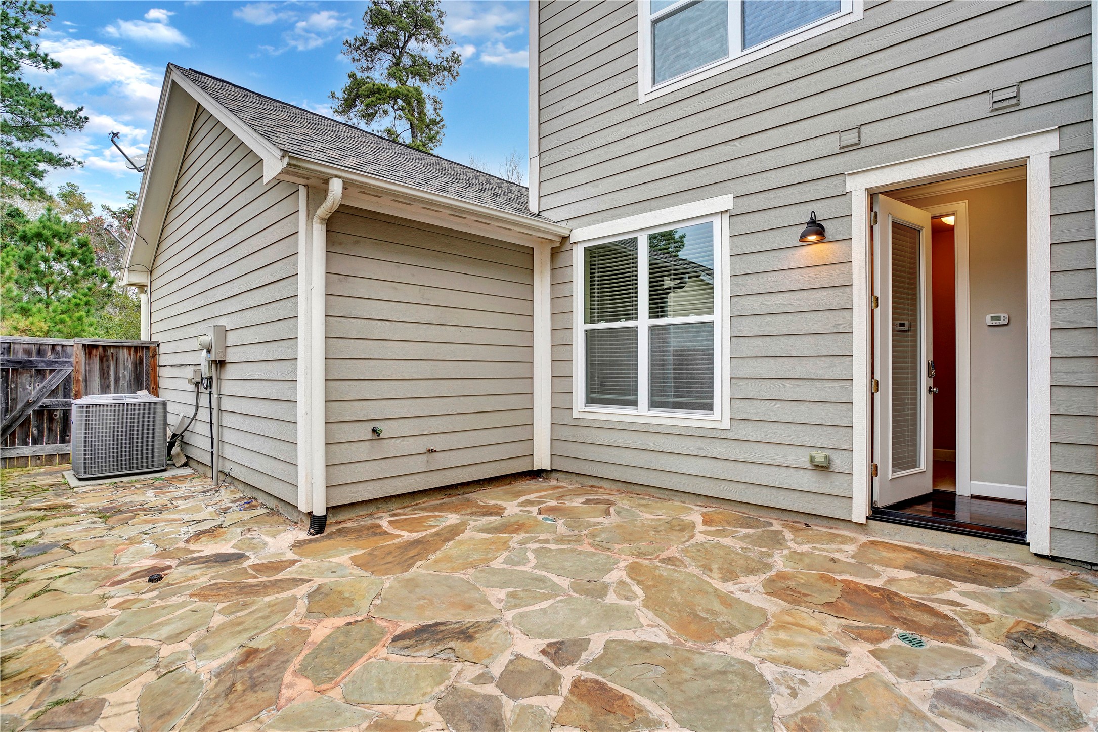 23 Kendrick Pines Boulevard Property Photo 8