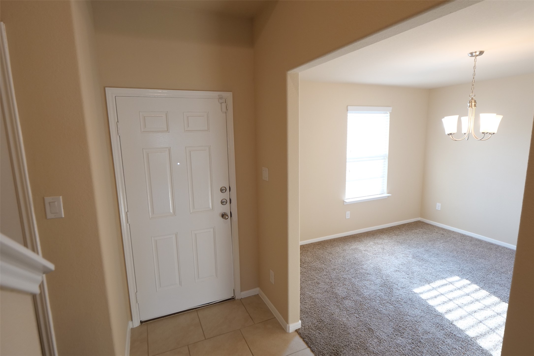 3022 Village Creek Drive Property Photo 2