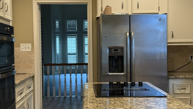 907 Goldfinch Avenue Property Photo 3