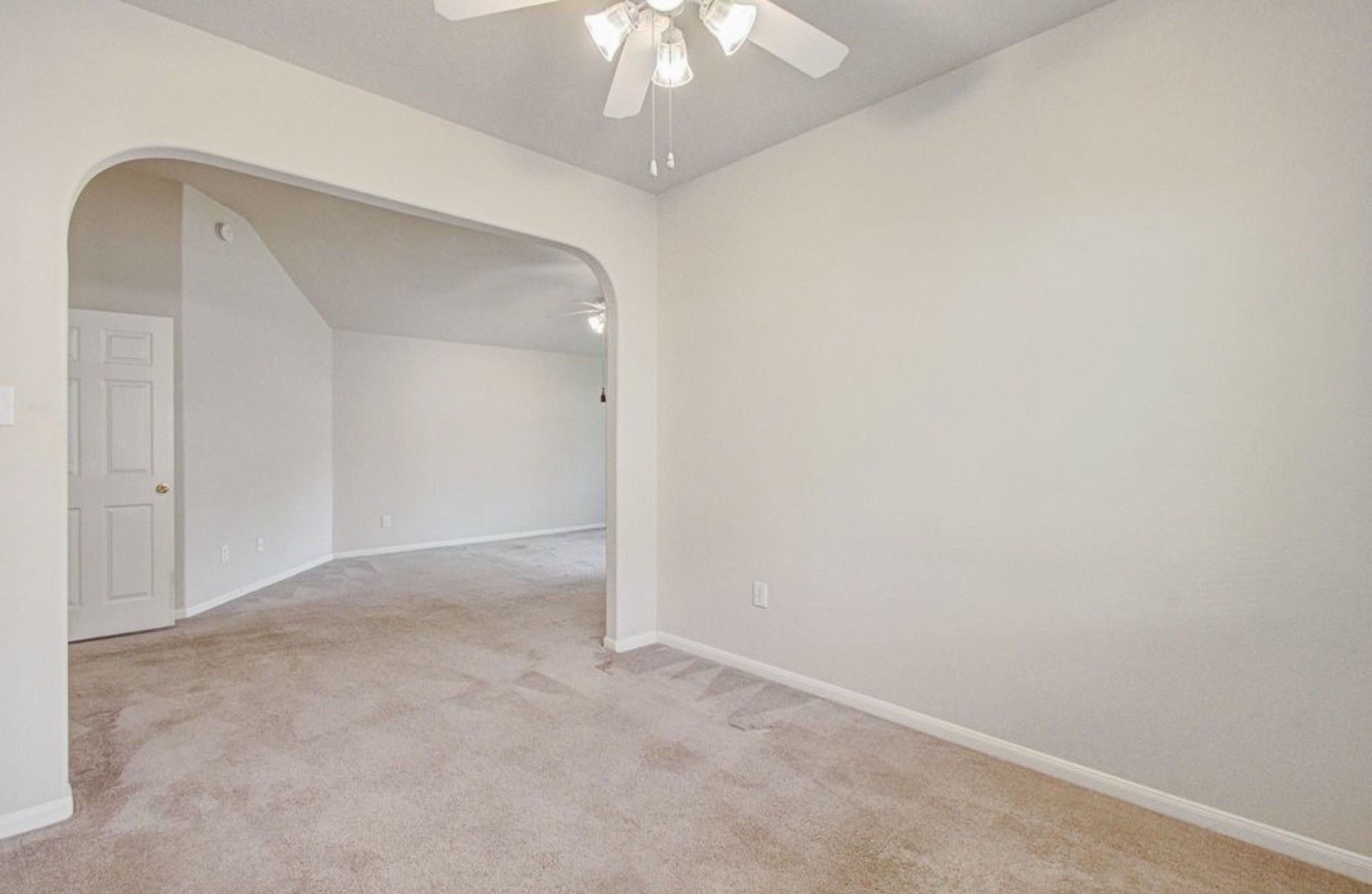 10004 Chestnut Creek Way Property Photo 10