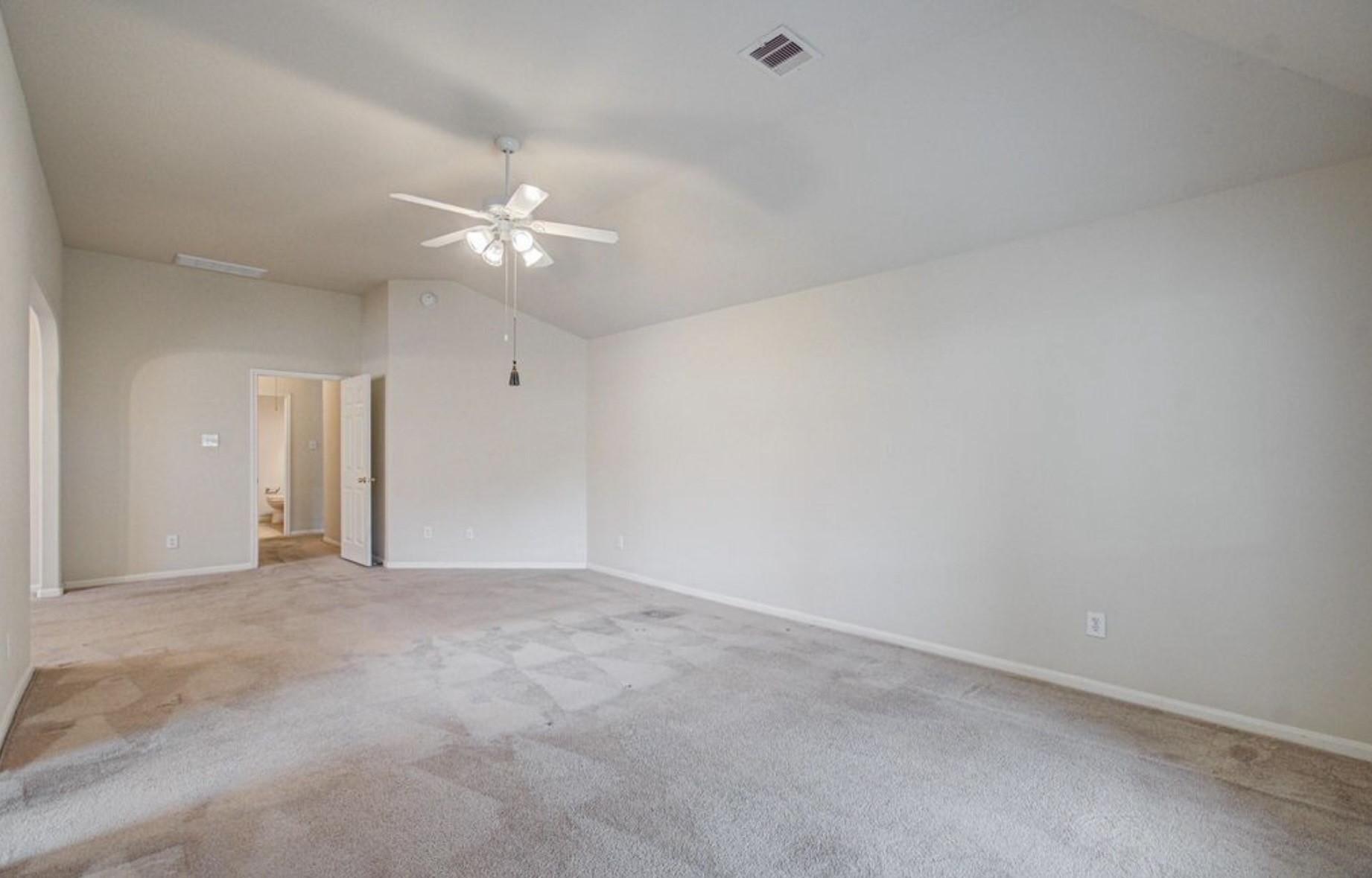 10004 Chestnut Creek Way Property Photo 11