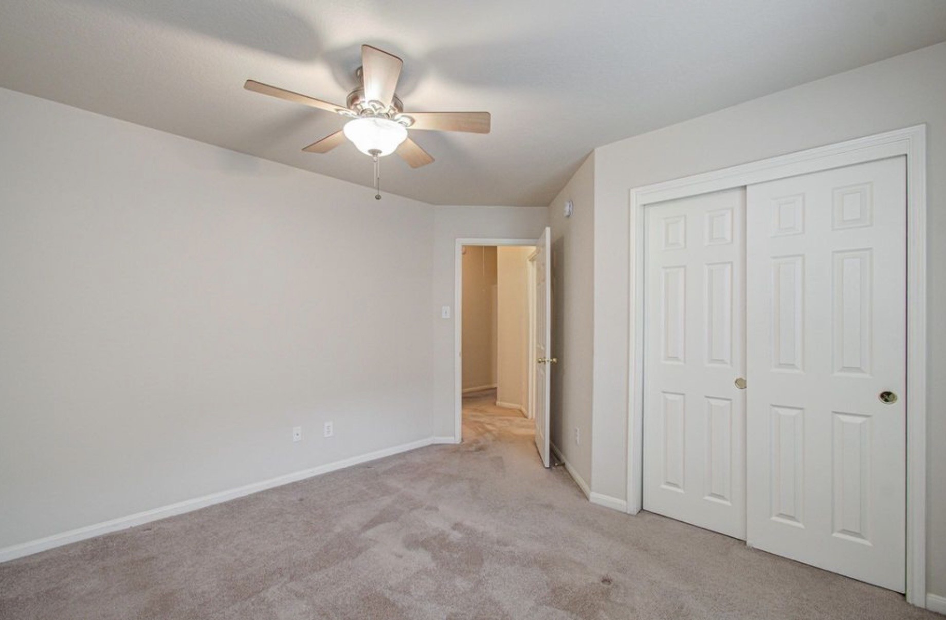 10004 Chestnut Creek Way Property Photo 17