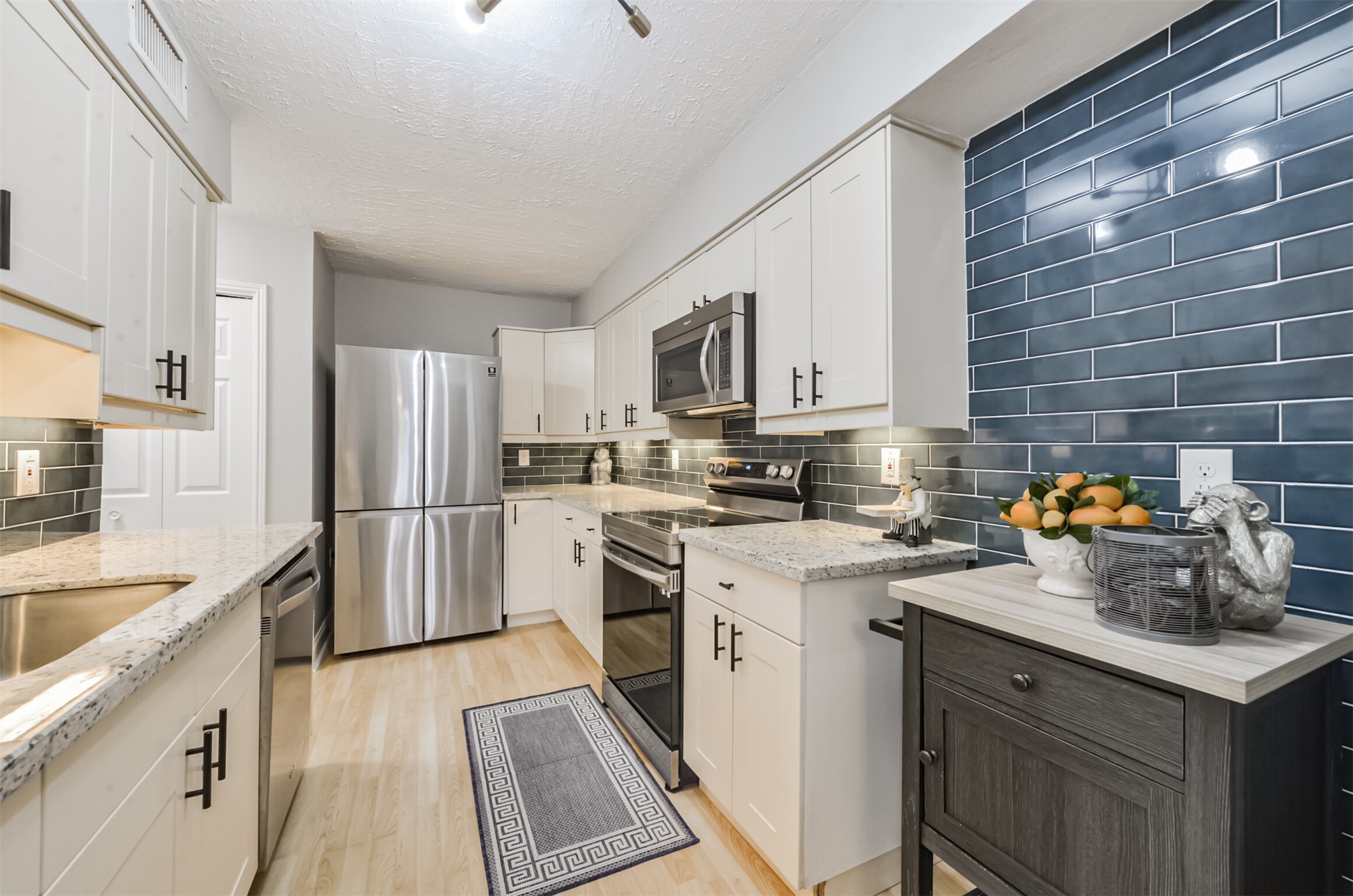 14111 Misty Meadow Lane Property Photo 9