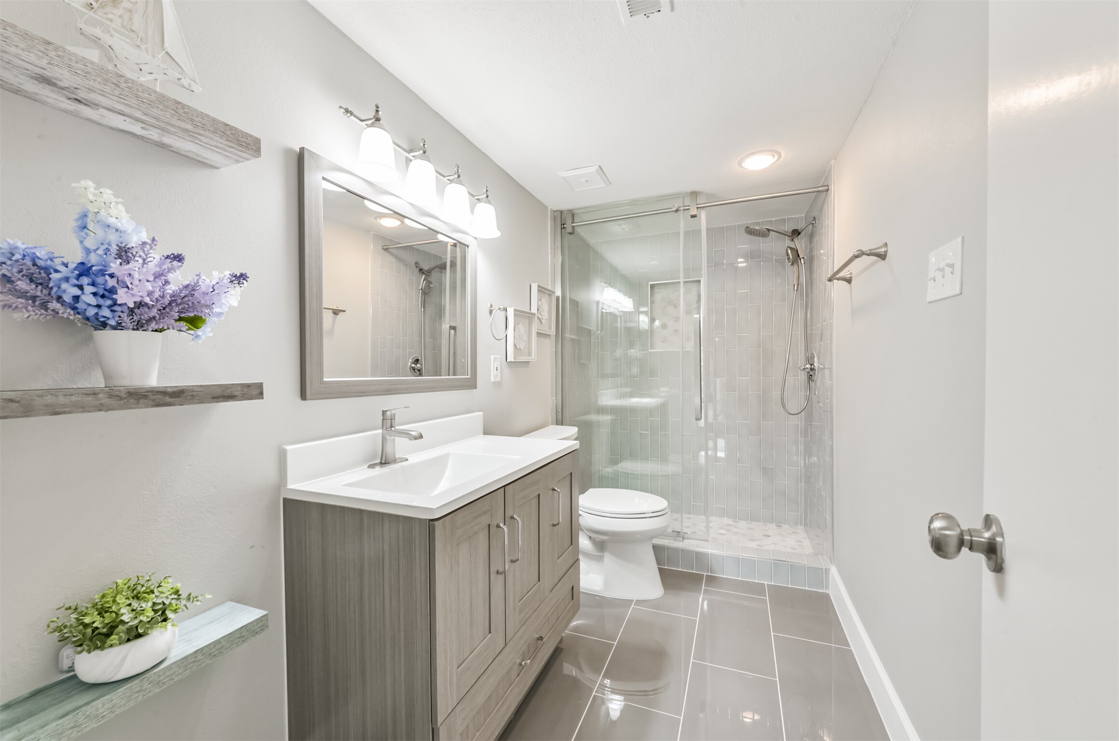 14111 Misty Meadow Lane Property Photo 22