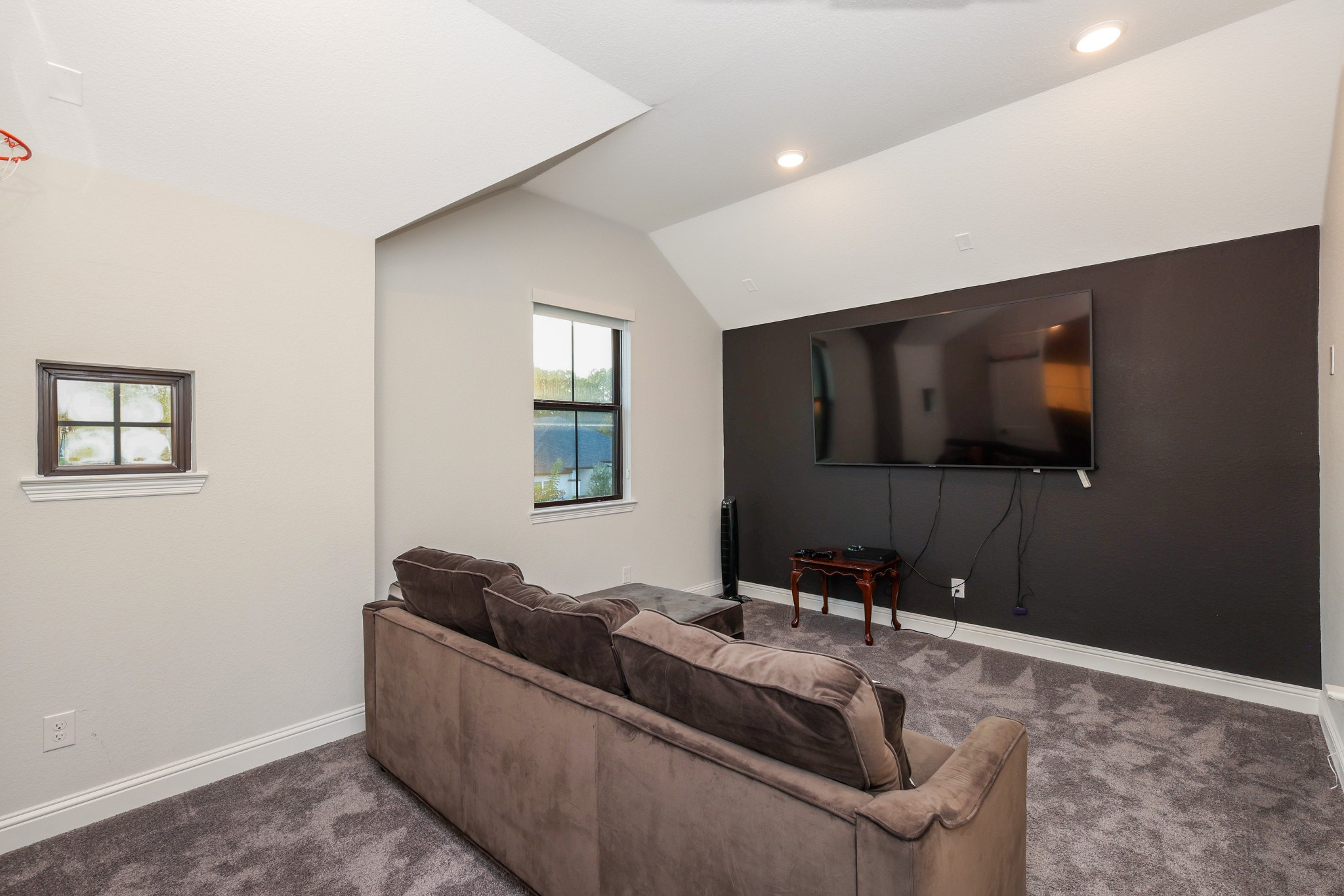 22017 Breakwater Lane E Property Photo 15