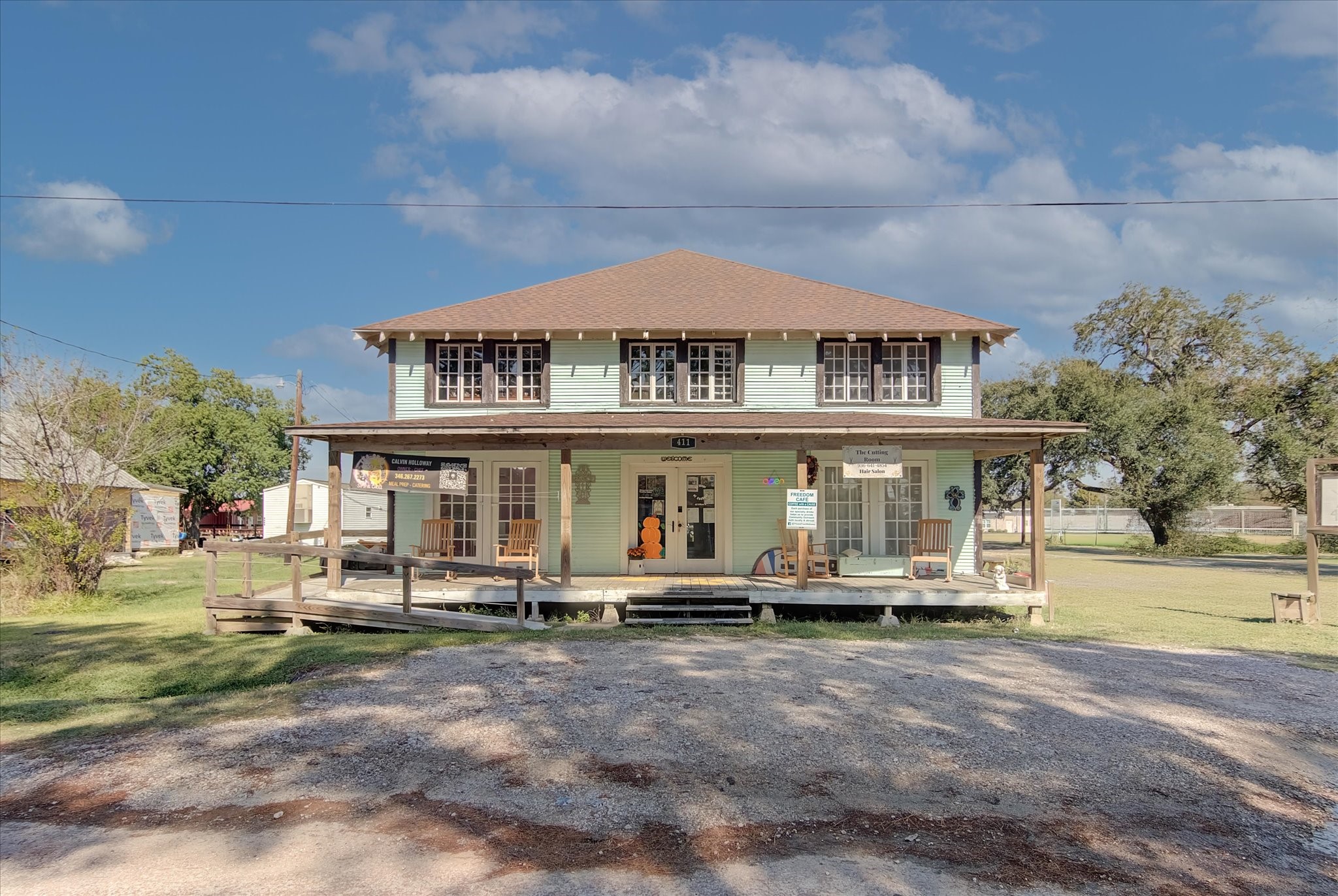 411 Willcox Street Property Photo 1