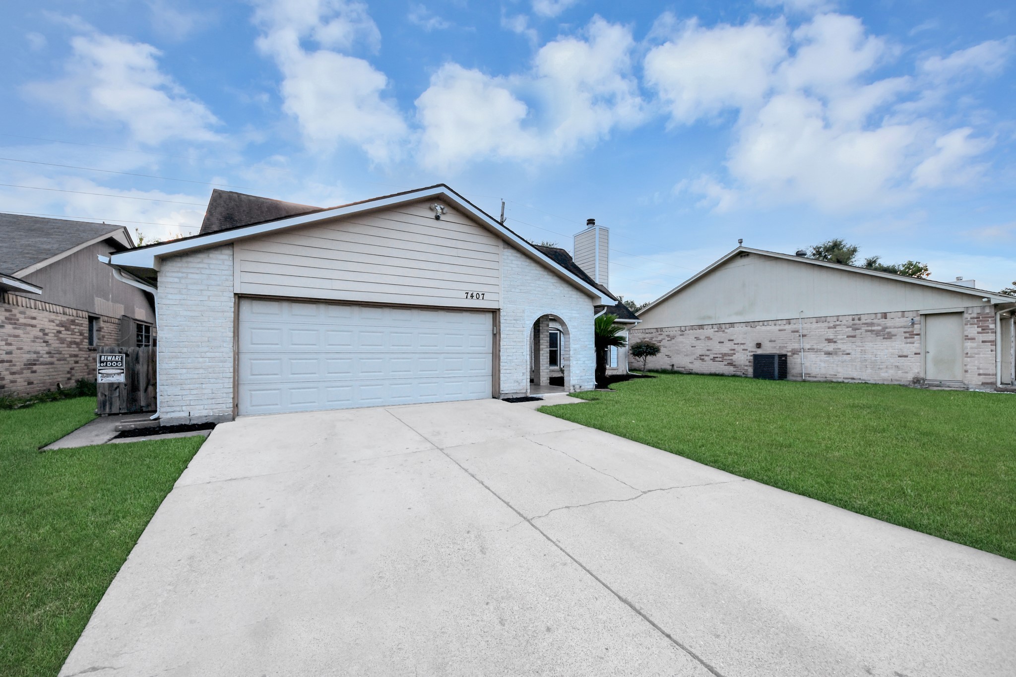 7407 Navidad Rd Property Photo 12