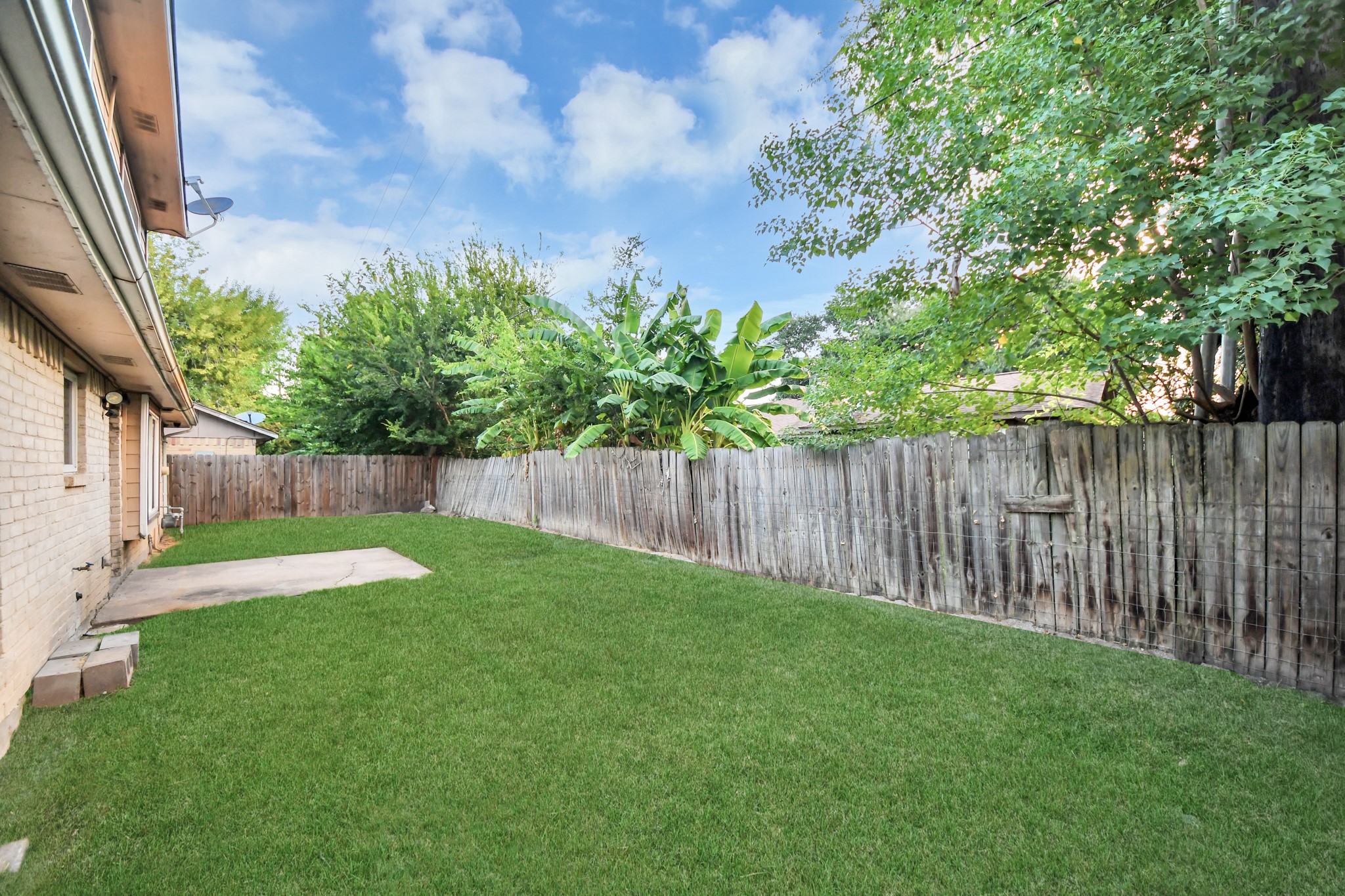 7407 Navidad Rd Property Photo 16