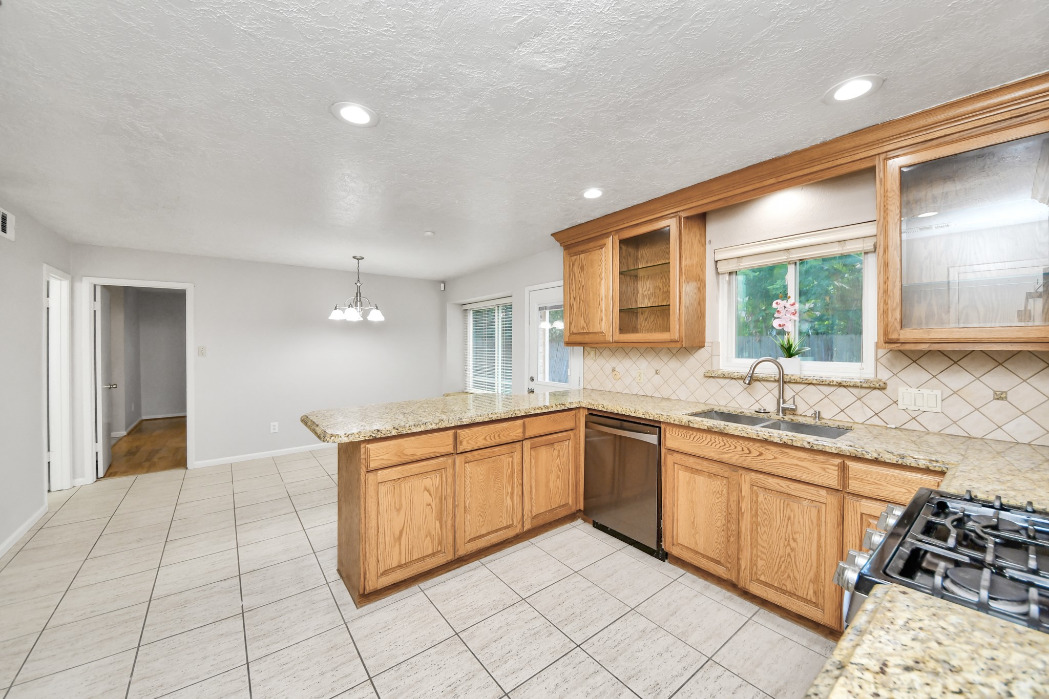 7407 Navidad Rd Property Photo 24