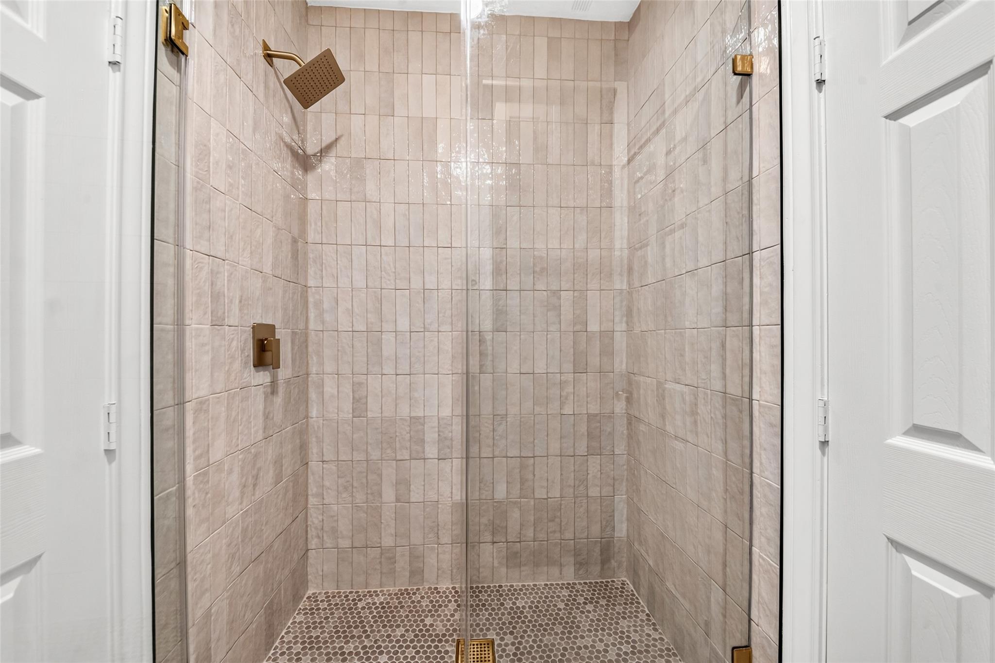 46 Pebble Cove Drive, The Woodlands Tx 77381 Property Photo 36
