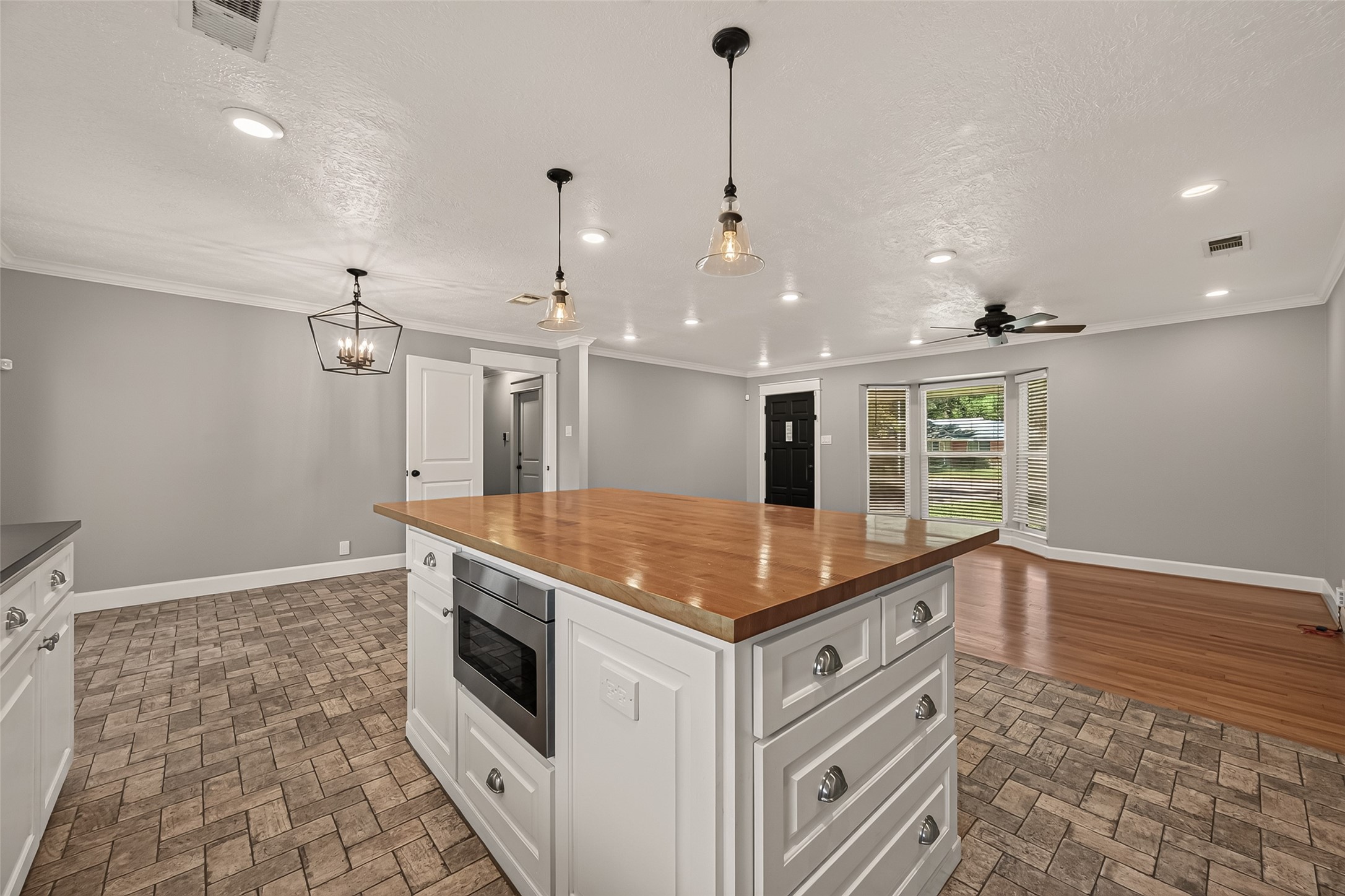 5107 Poinciana Drive Property Photo 13