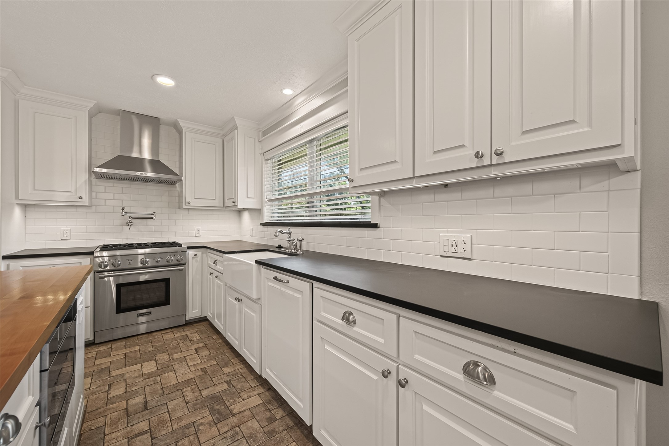 5107 Poinciana Drive Property Photo 15