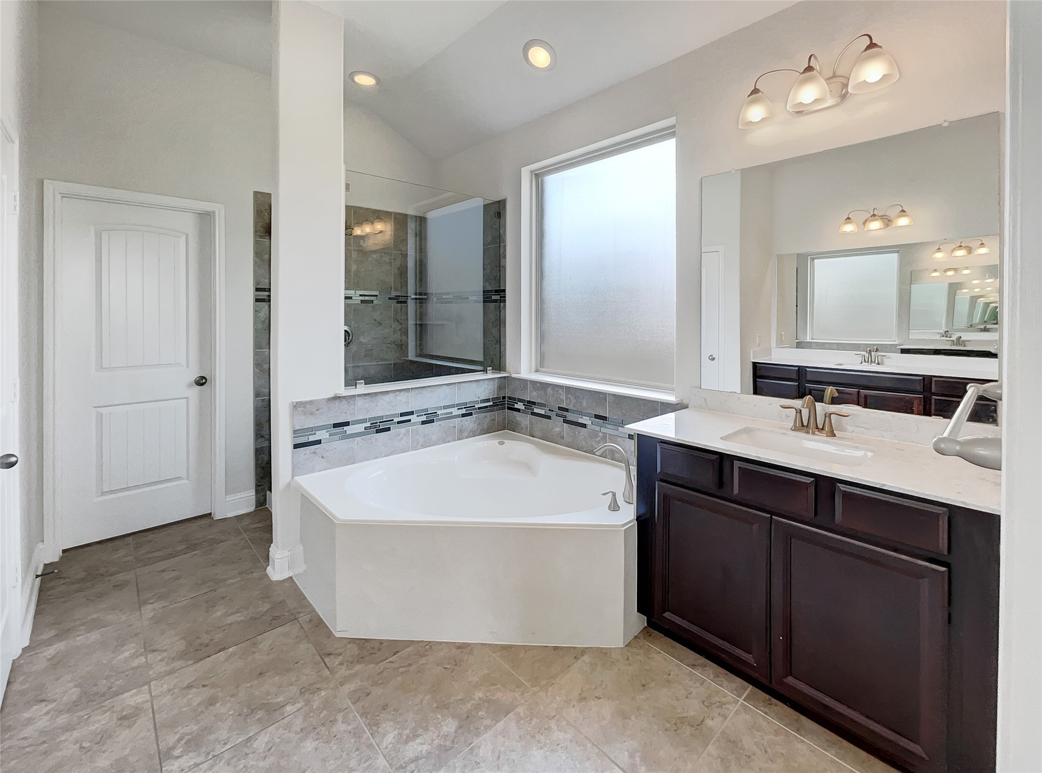 3627 Bartlett Way Drive Property Photo 7