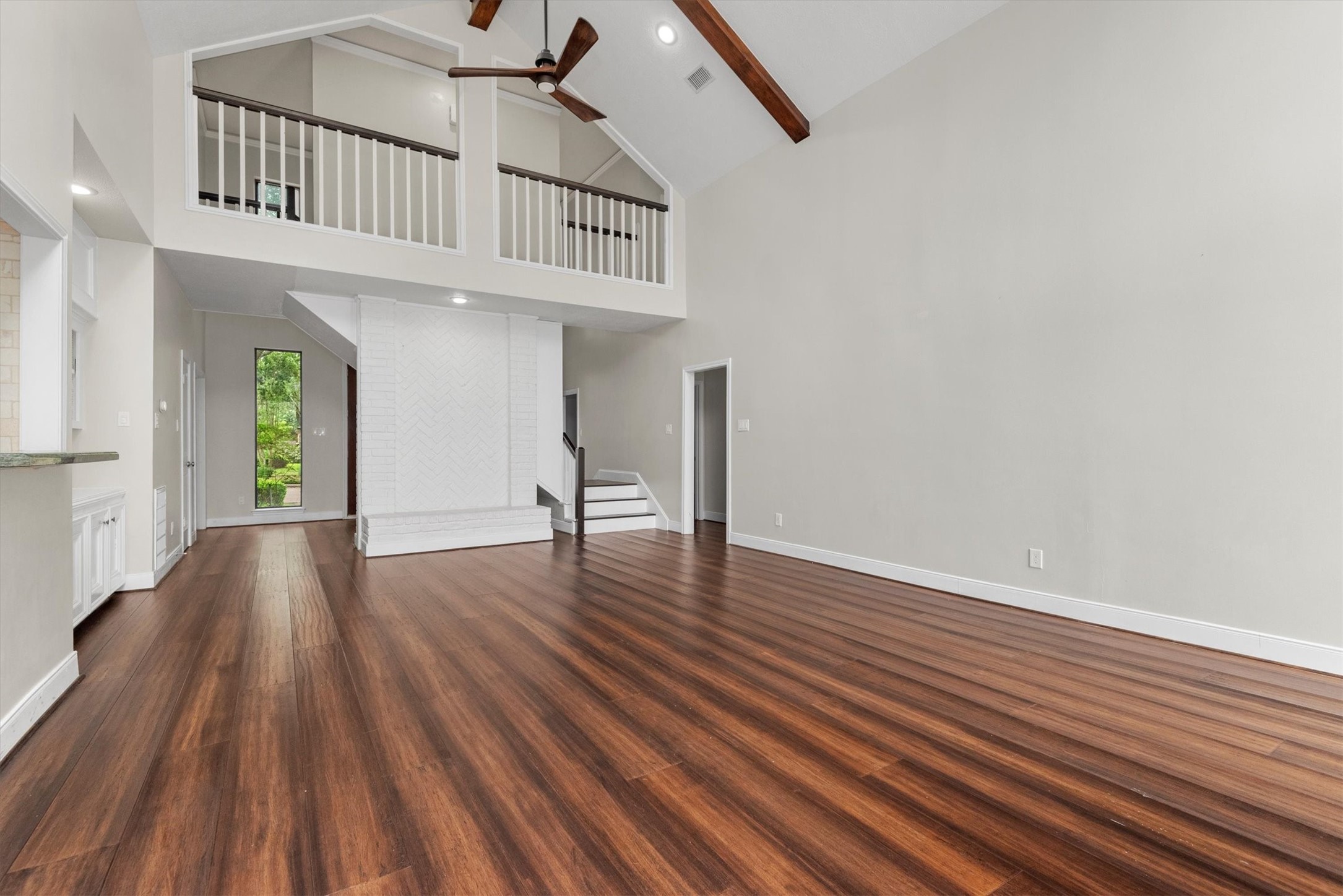 1214 Emerald Green Lane Property Photo 8