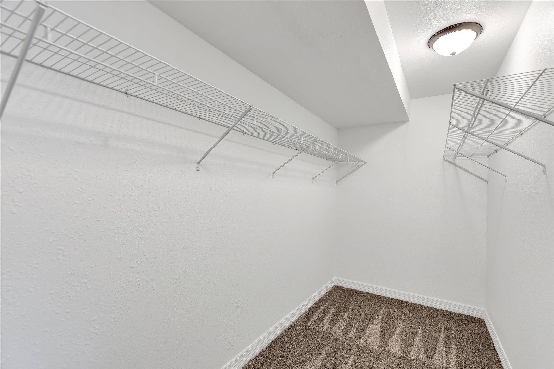 103 W Barrow Street Property Photo 13