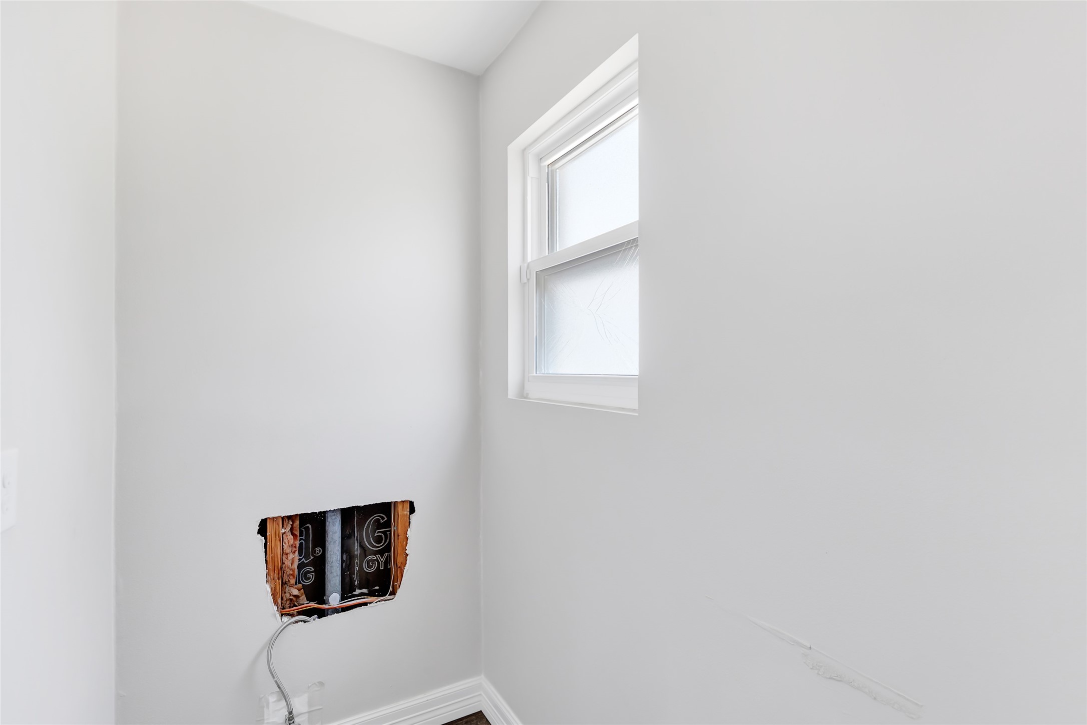 103 W Barrow Street Property Photo 31