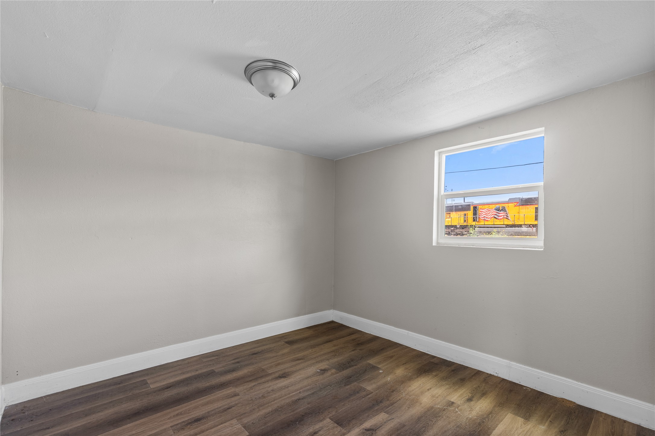 6602 Avenue R Property Photo 8