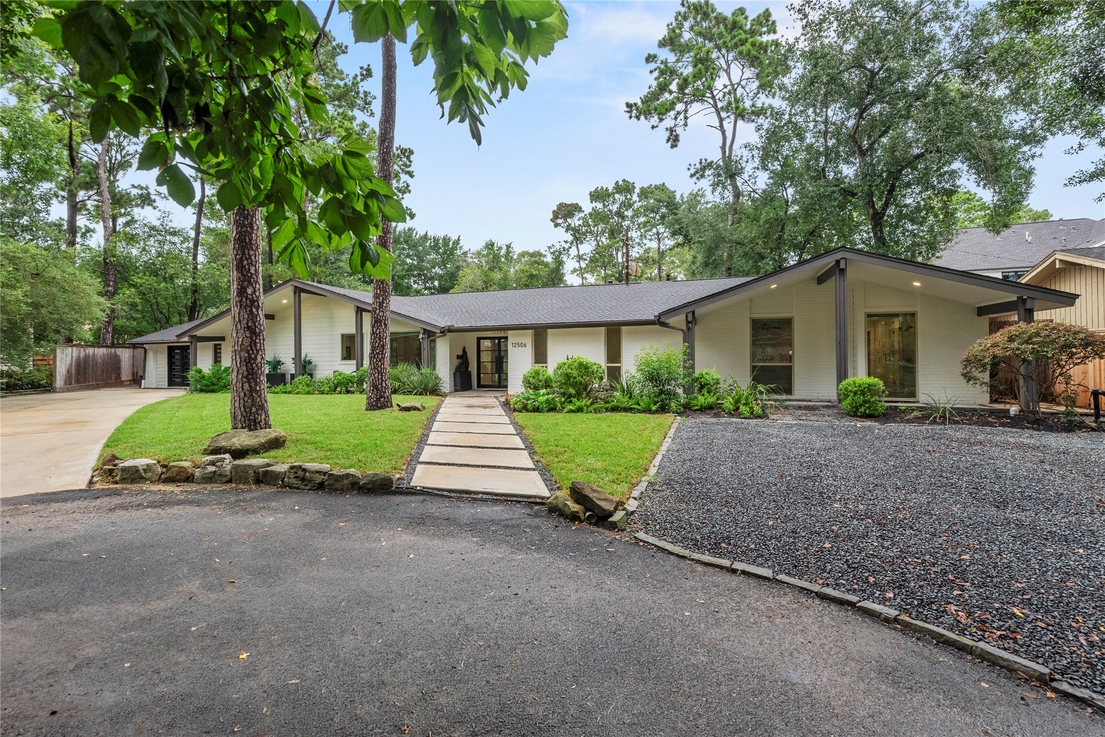 12506 Winding Brook Lane Property Photo 1