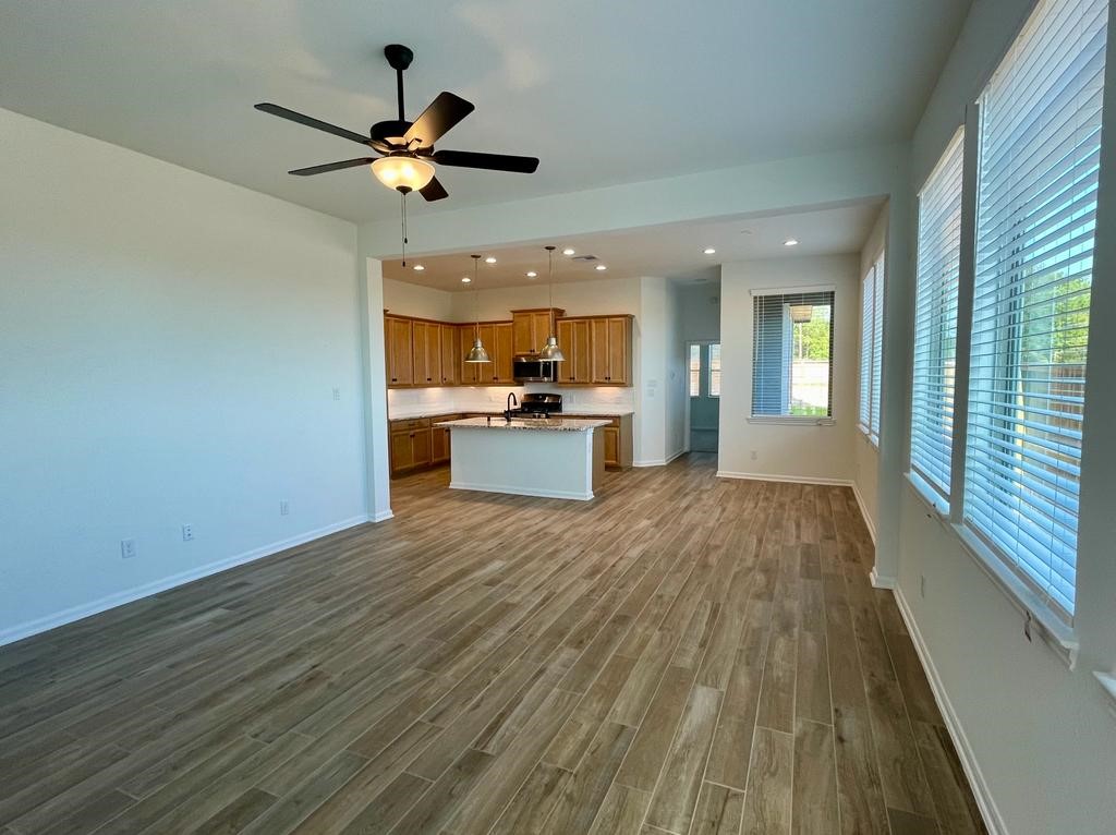 639 Silver Pear Court Property Photo 3