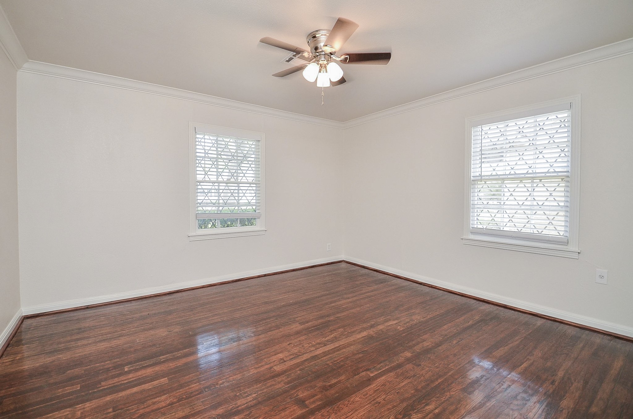 3914 Daphne Street Property Photo 12