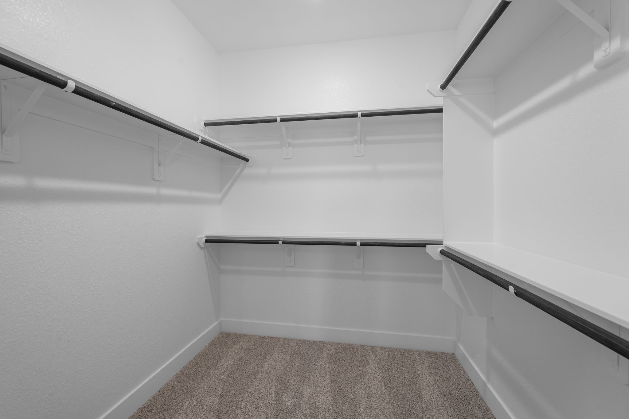 1302 Shaded Rock Drive Property Photo 19
