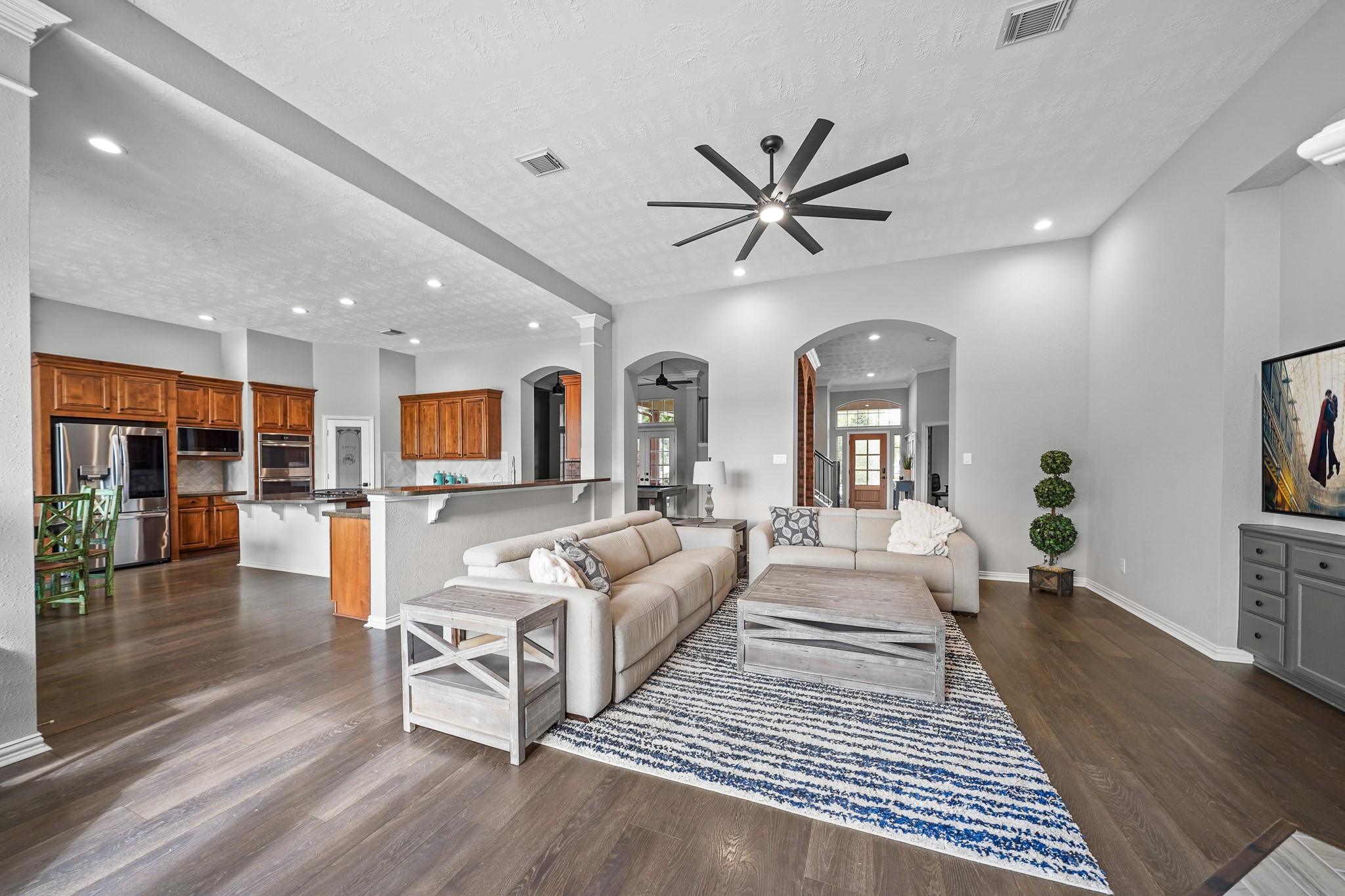 4703 Oxbow Circle W Property Photo 15