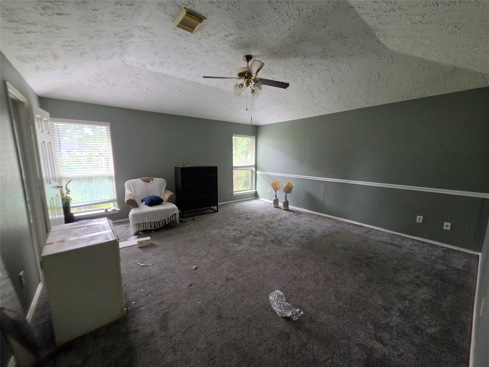 2810 Poplar Creek Lane Property Photo 7