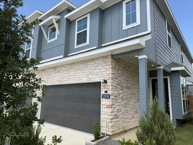 12618 Blue Catfish Lane Property Photo 2