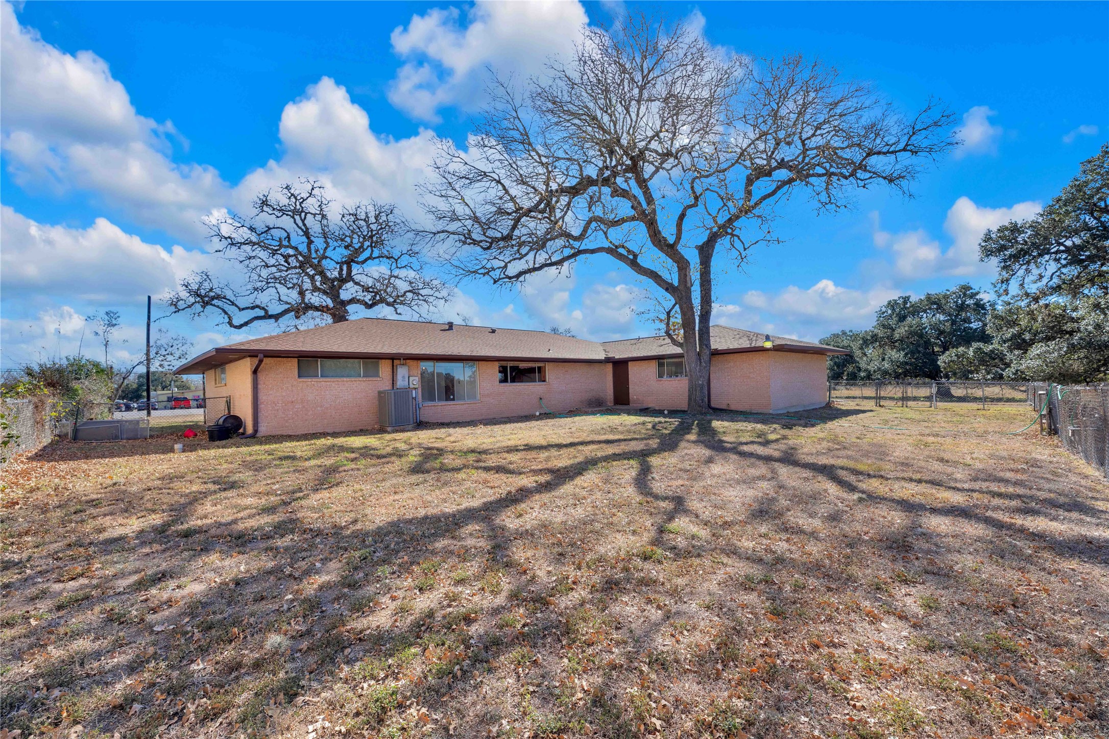 1243 North Jefferson Property Photo 4