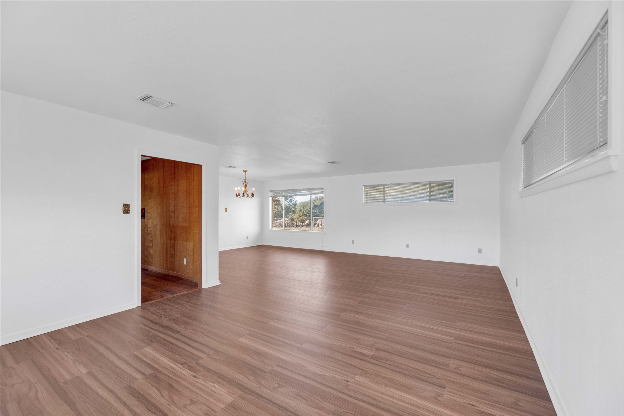 1243 North Jefferson Property Photo 8